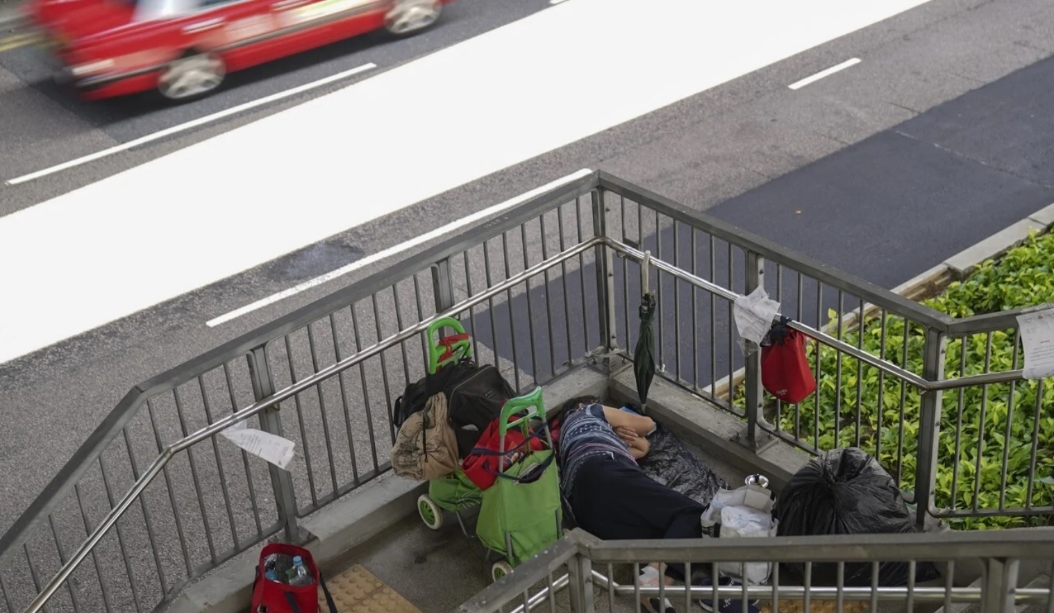 Noi so bi quay roi cua phu nu vo gia cu o Hong Kong anh 3