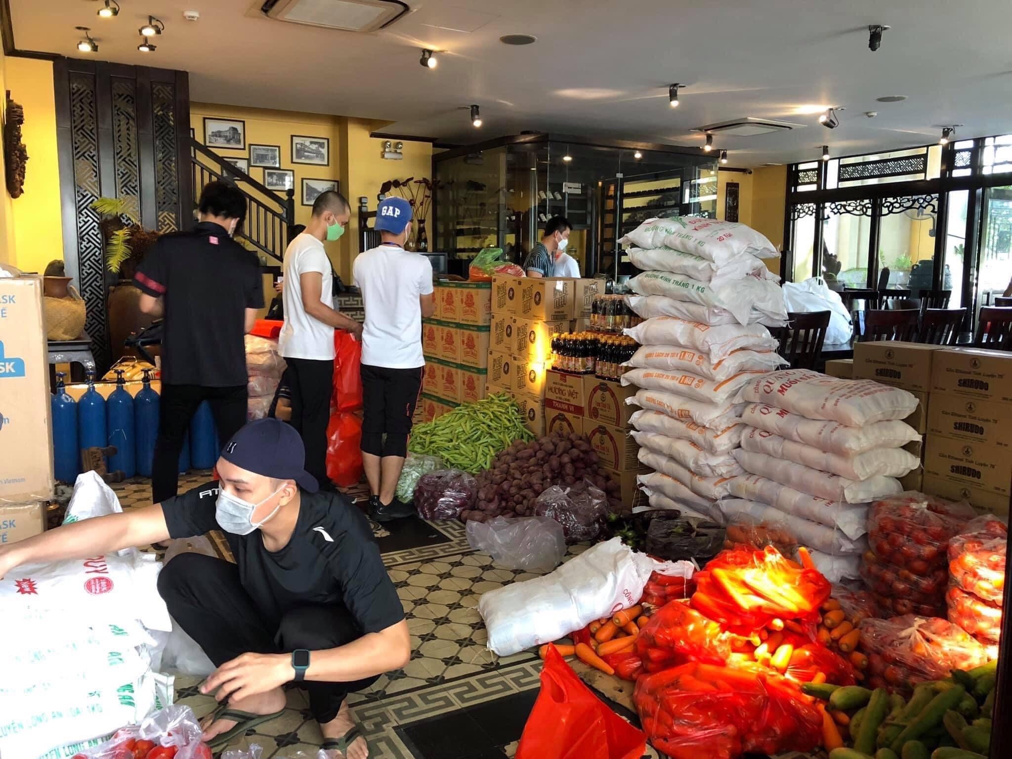 Gia dinh co 12 F0 anh 6