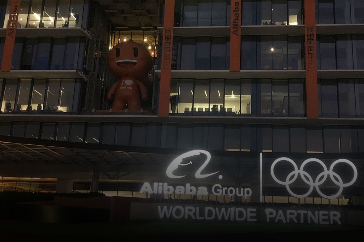 Dem tui ho o Alibaba hinh anh