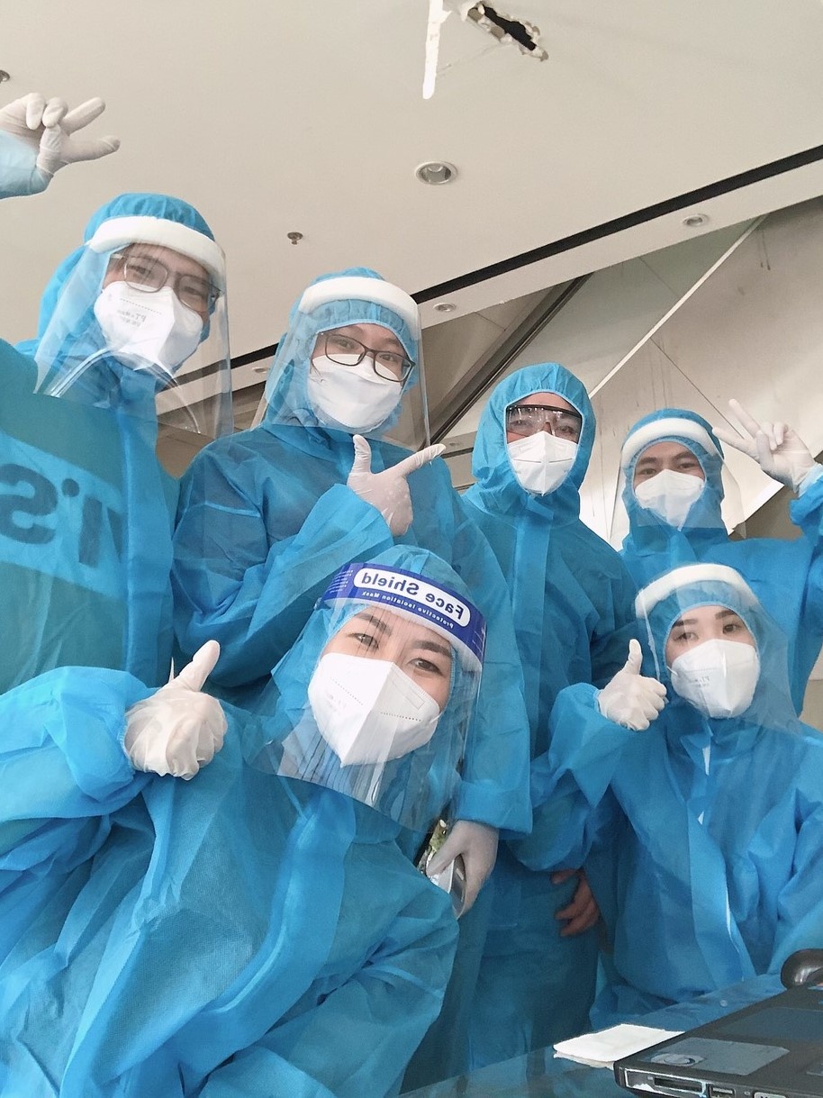 Tiếp viên hàng không đi tình nguyện chống dịch ảnh 5 Tiep vien hang khong di tinh nguyen chong dich anh 5