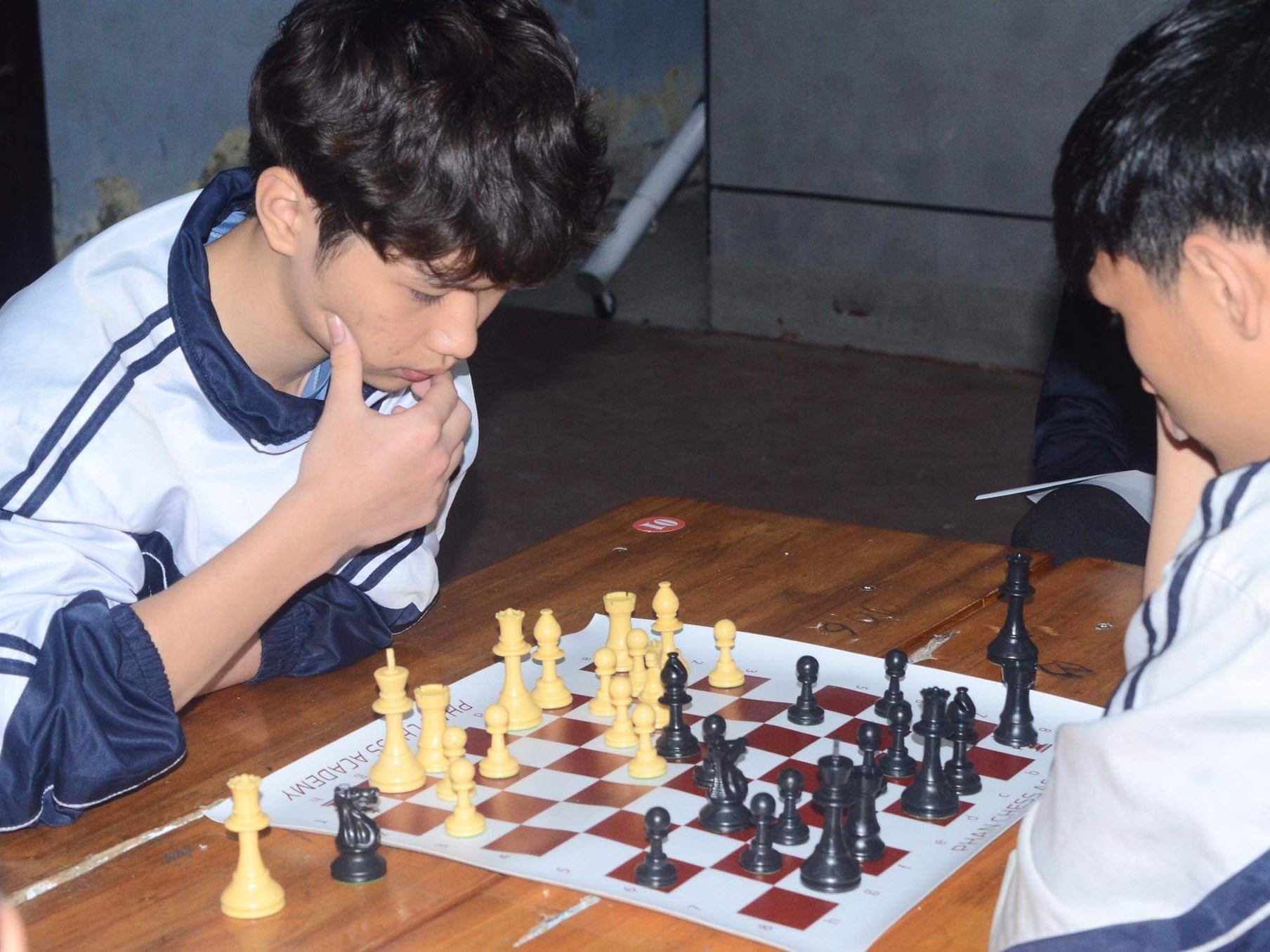 Duong len dinh Olympia anh 4