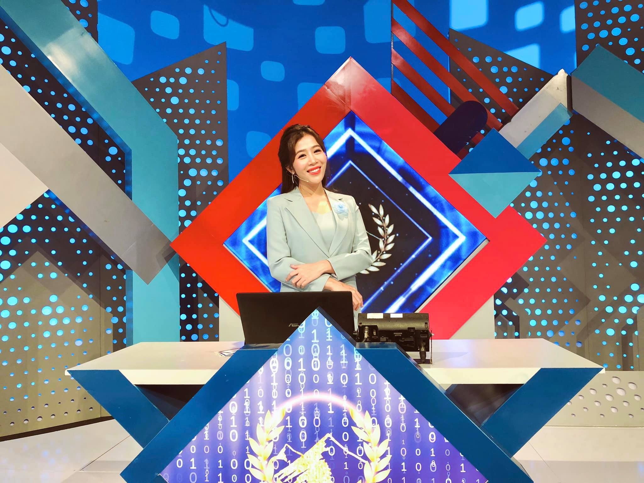 MC Diệp Chi chia tay Olympia ảnh 1 MC Diep Chi chia tay Olympia anh 1