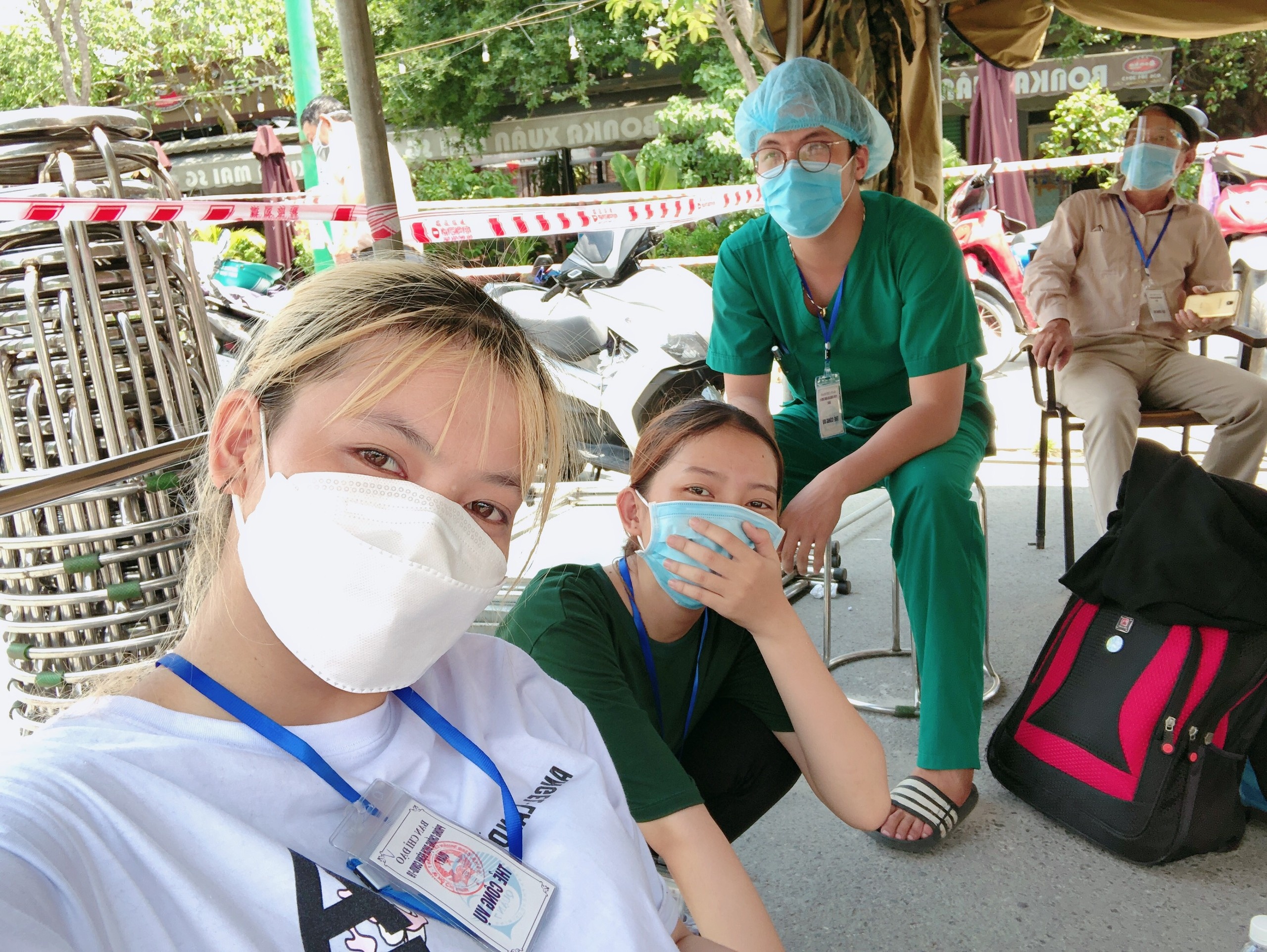 Tình nguyện viên ở TP.HCM trở lại cuộc sống bình thường ảnh 2 Tinh nguyen vien o TP.HCM tro lai cuoc song binh thuong anh 2