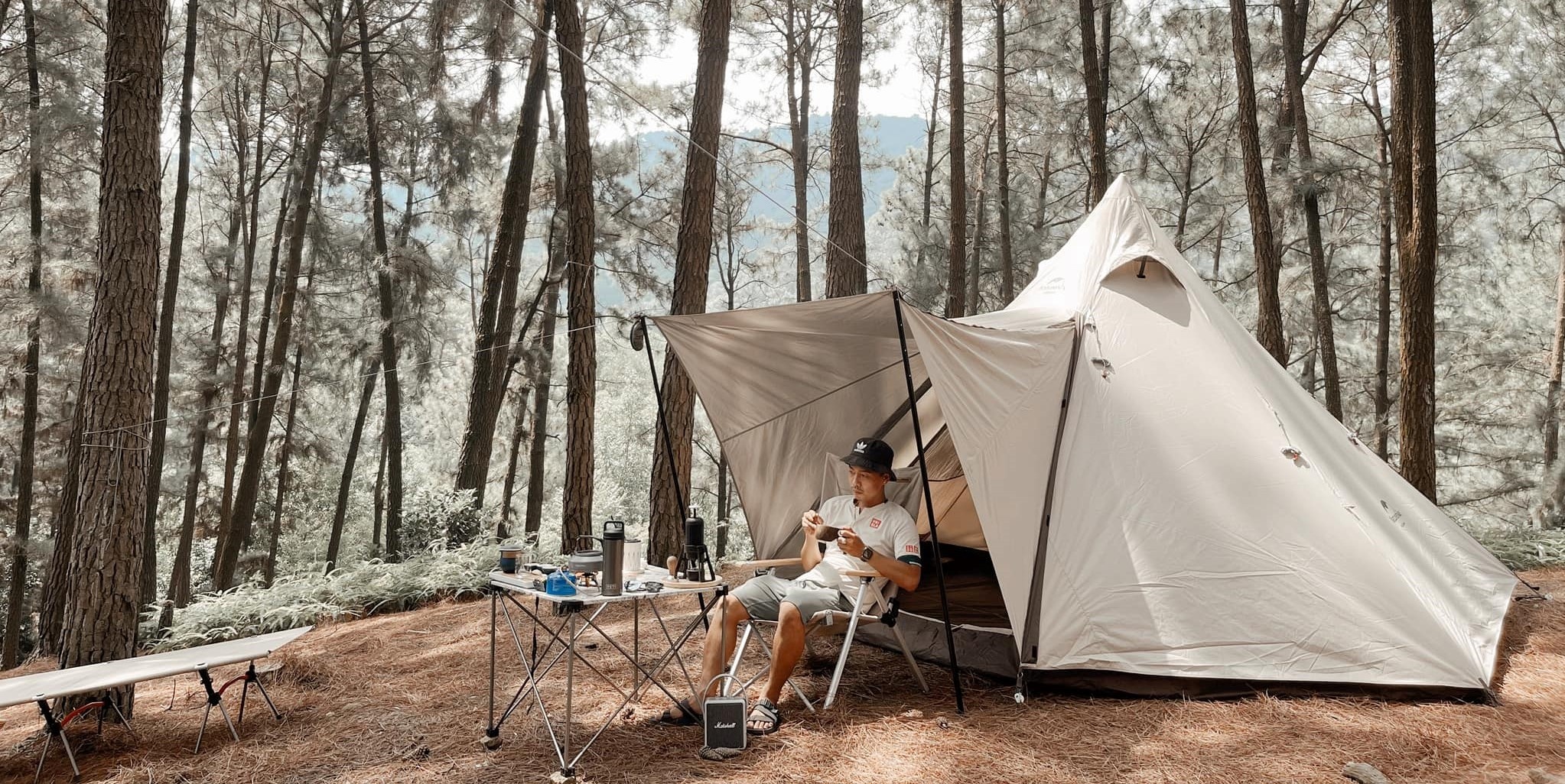 Nguoi Ha Noi di cam trai tro lai sau 2 thang gian cach anh 1