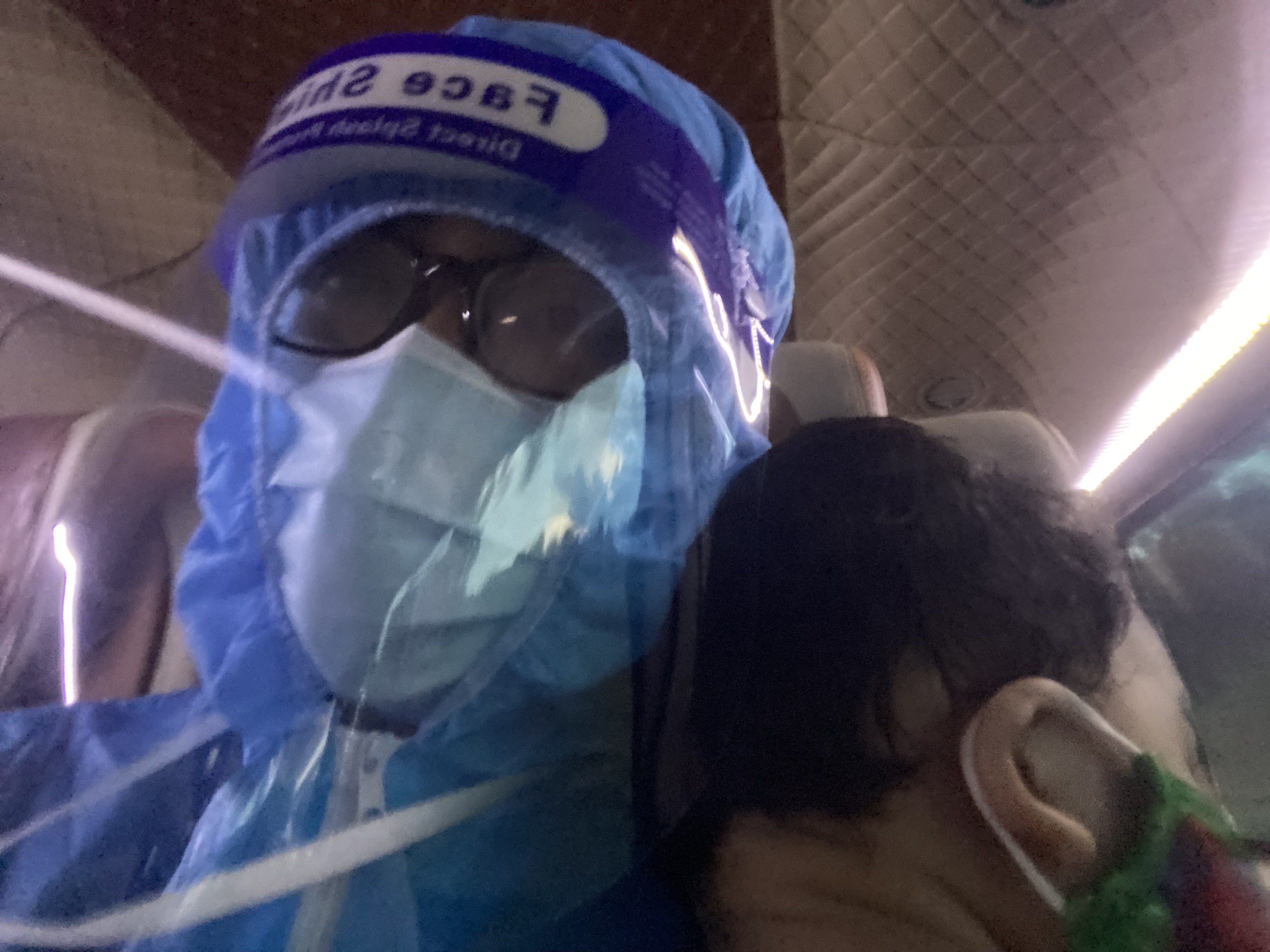 Tinh nguyen vien o TP.HCM van di chong dich anh 2