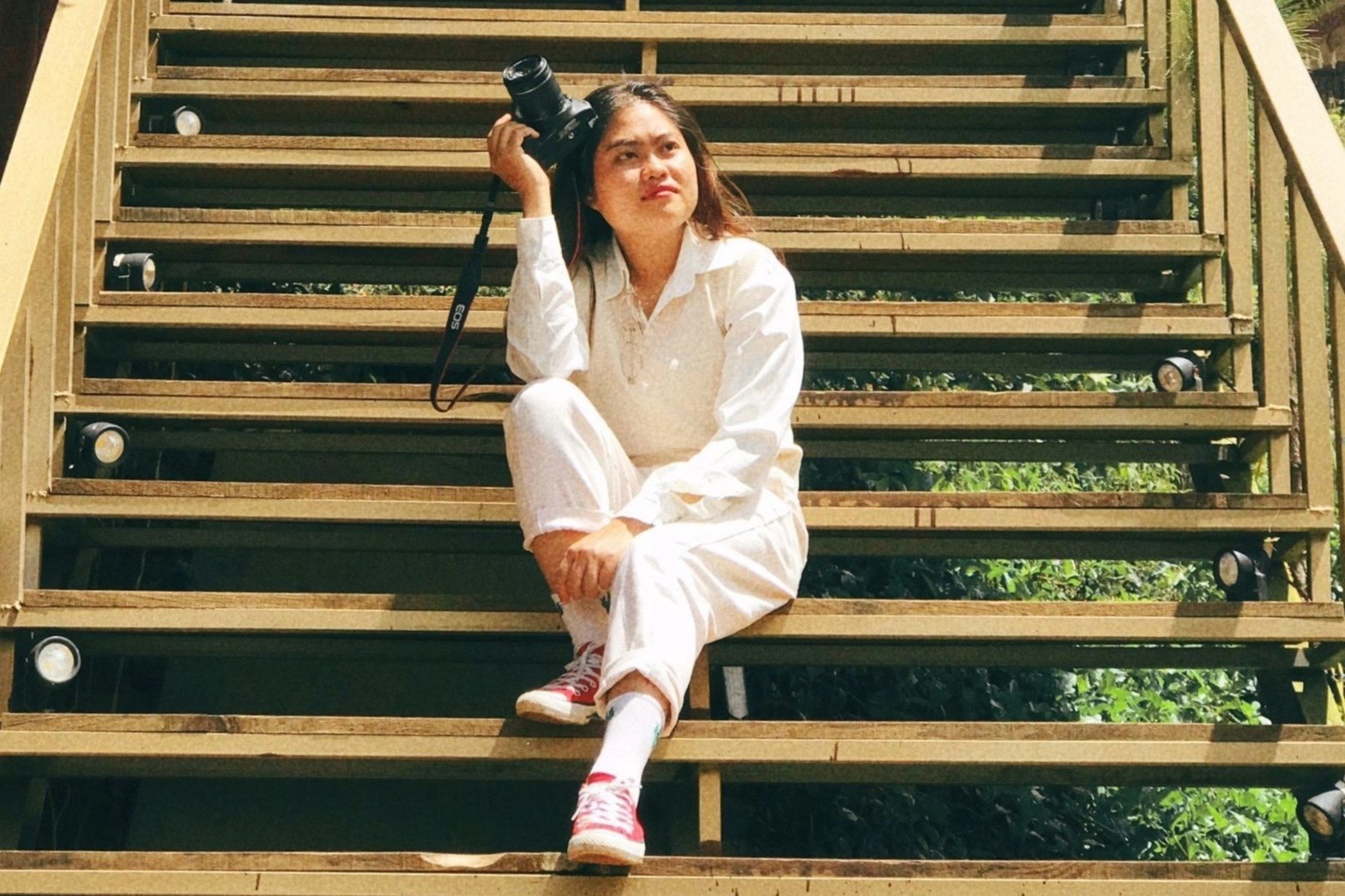 Co gai bo viec o TP.HCM, len Da Lat mot minh hoc nhiep anh hinh anh
