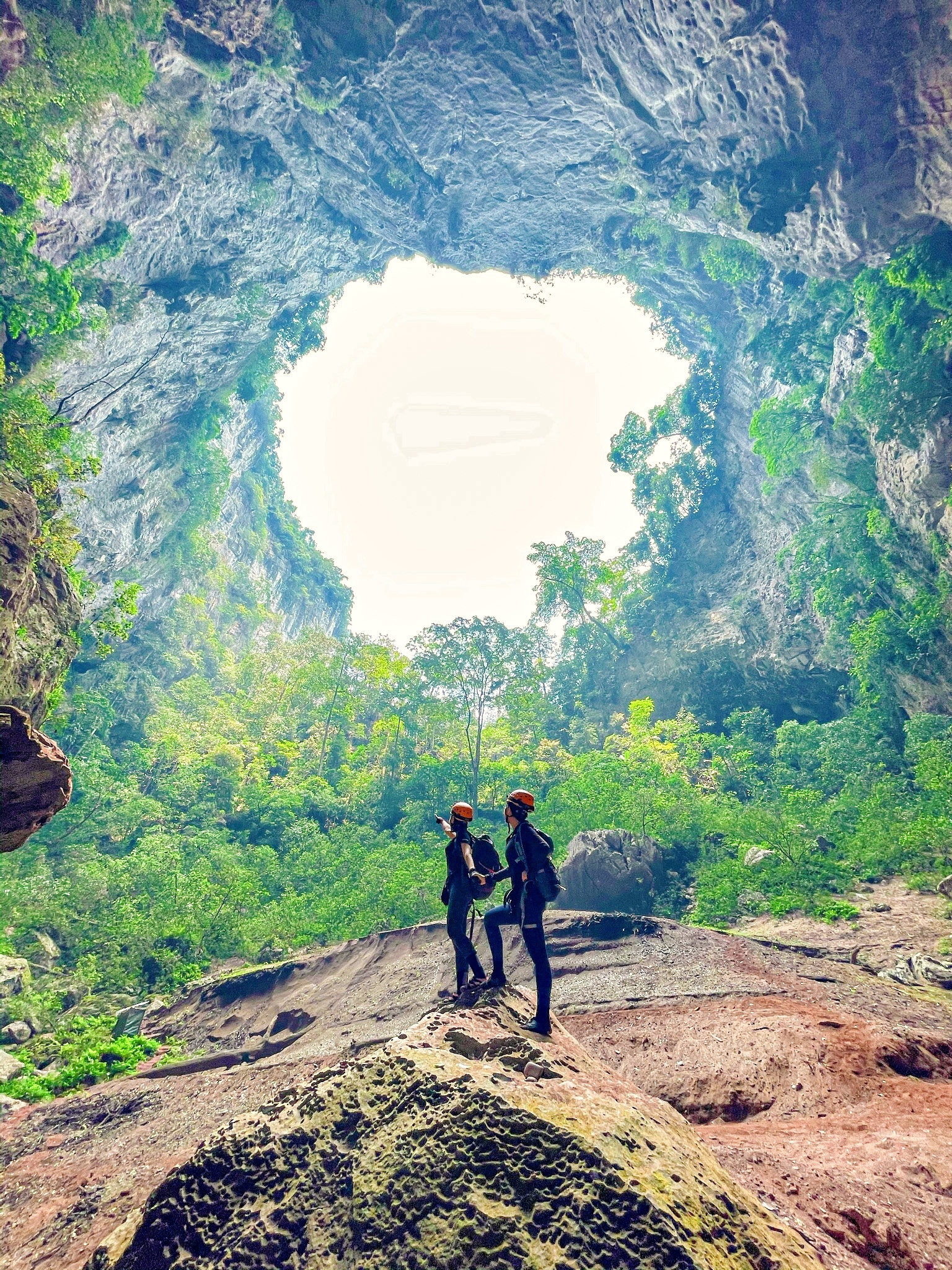 2 nam khong the du lich nuoc ngoai cua co gai tung den 25 quoc gia anh 9