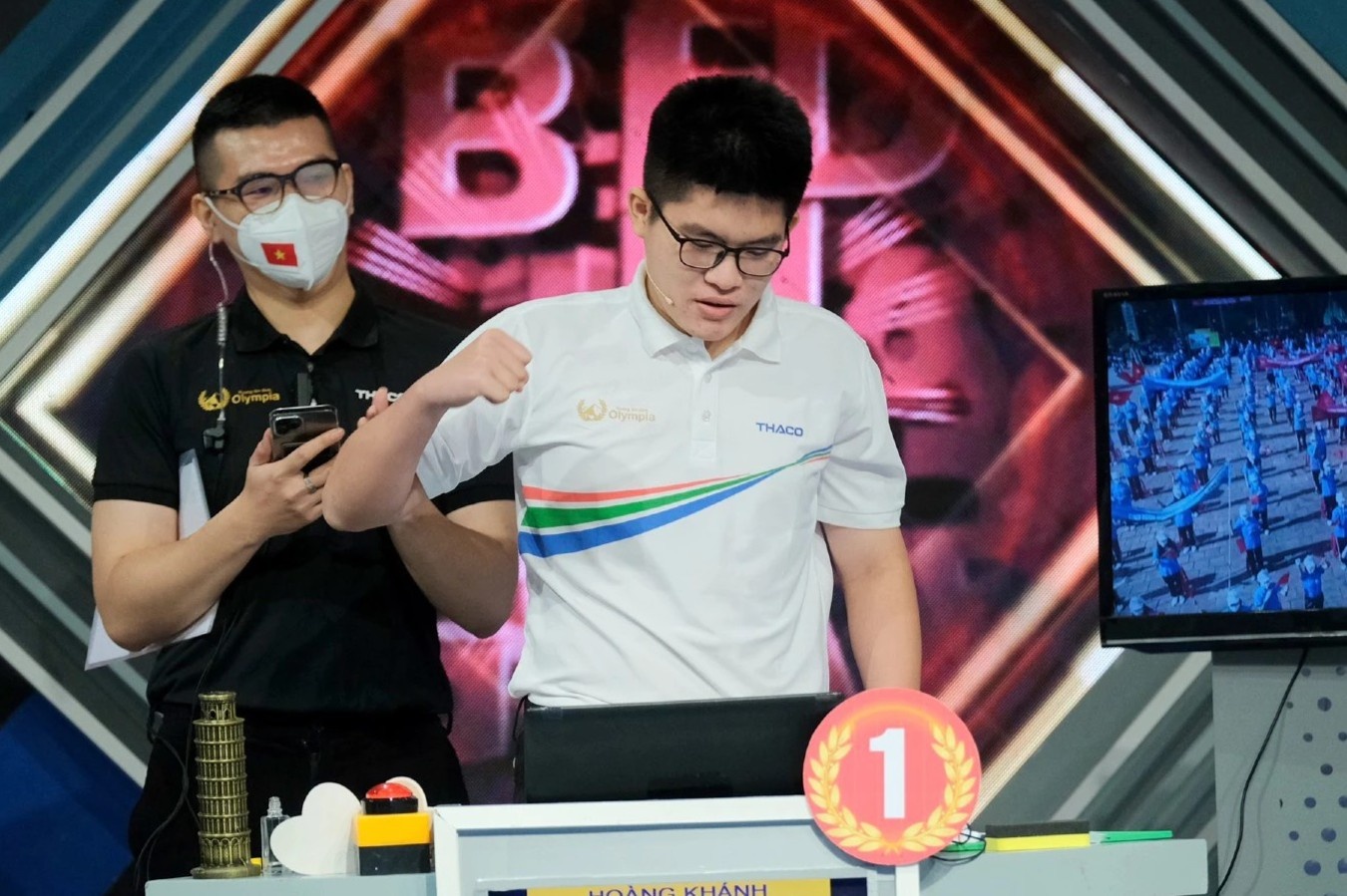 Thi sinh Quang Ninh vo dich Olympia nam thu 21 hinh anh