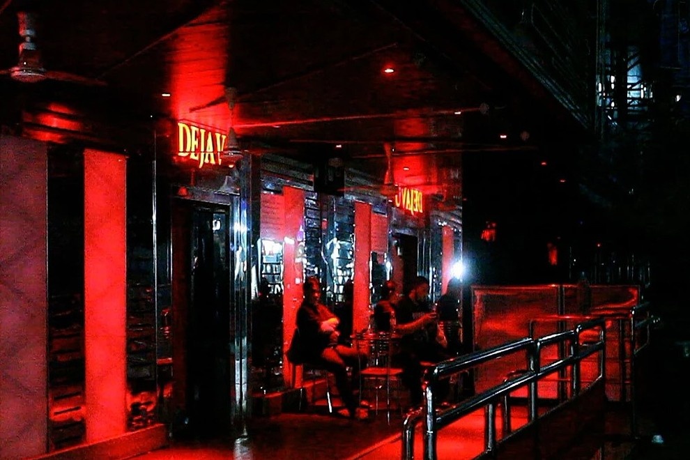 Cuoc song ve dem cua Thai Lan tiep tuc dung lai hinh anh