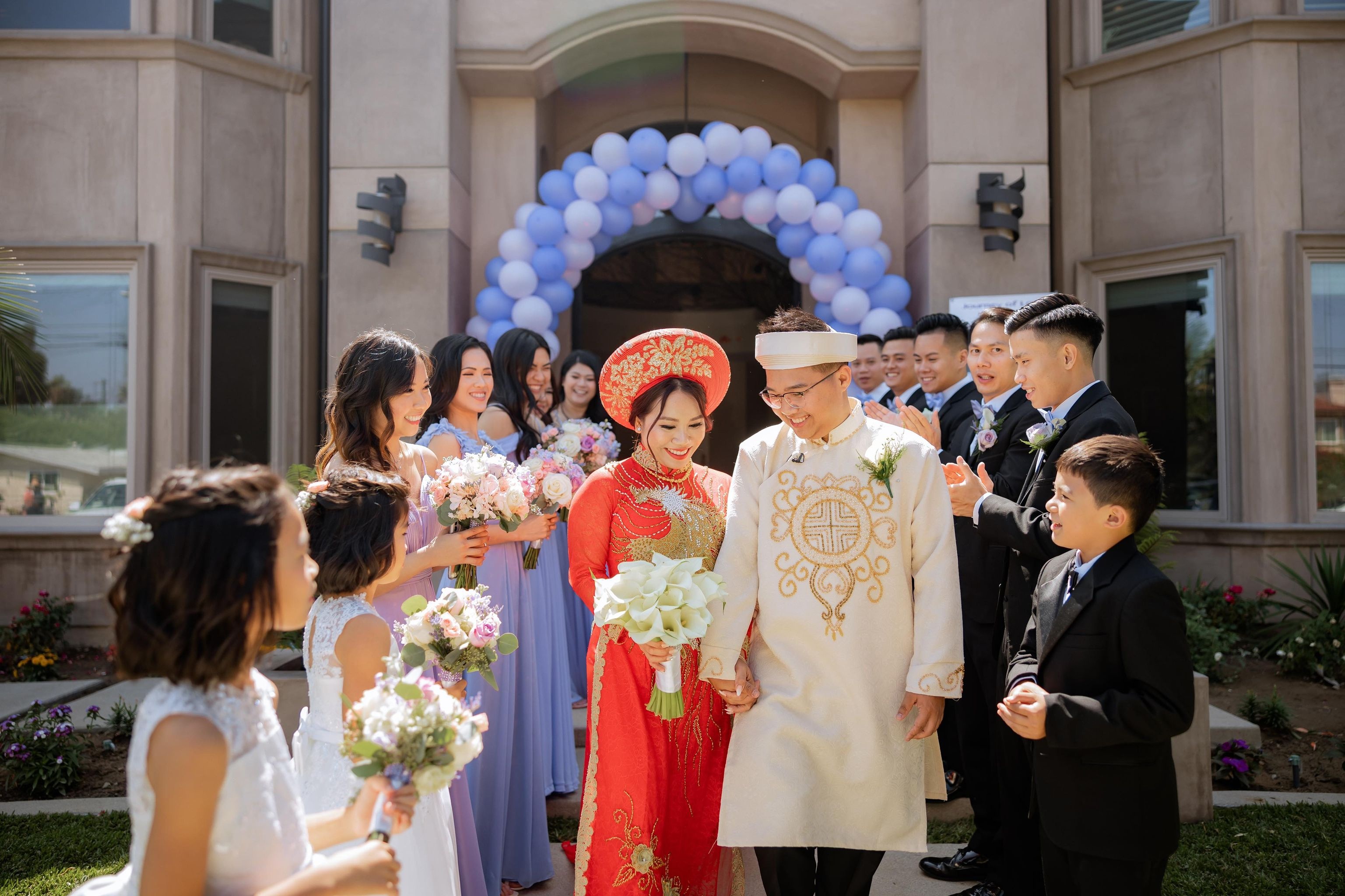 Cặp vợ chồng Mỹ gốc Việt được Giáo hoàng chúc phúc ở Vatican ảnh 6 Cap vo chong My goc Viet duoc Giao hoang chuc phuc o Vatican anh 6