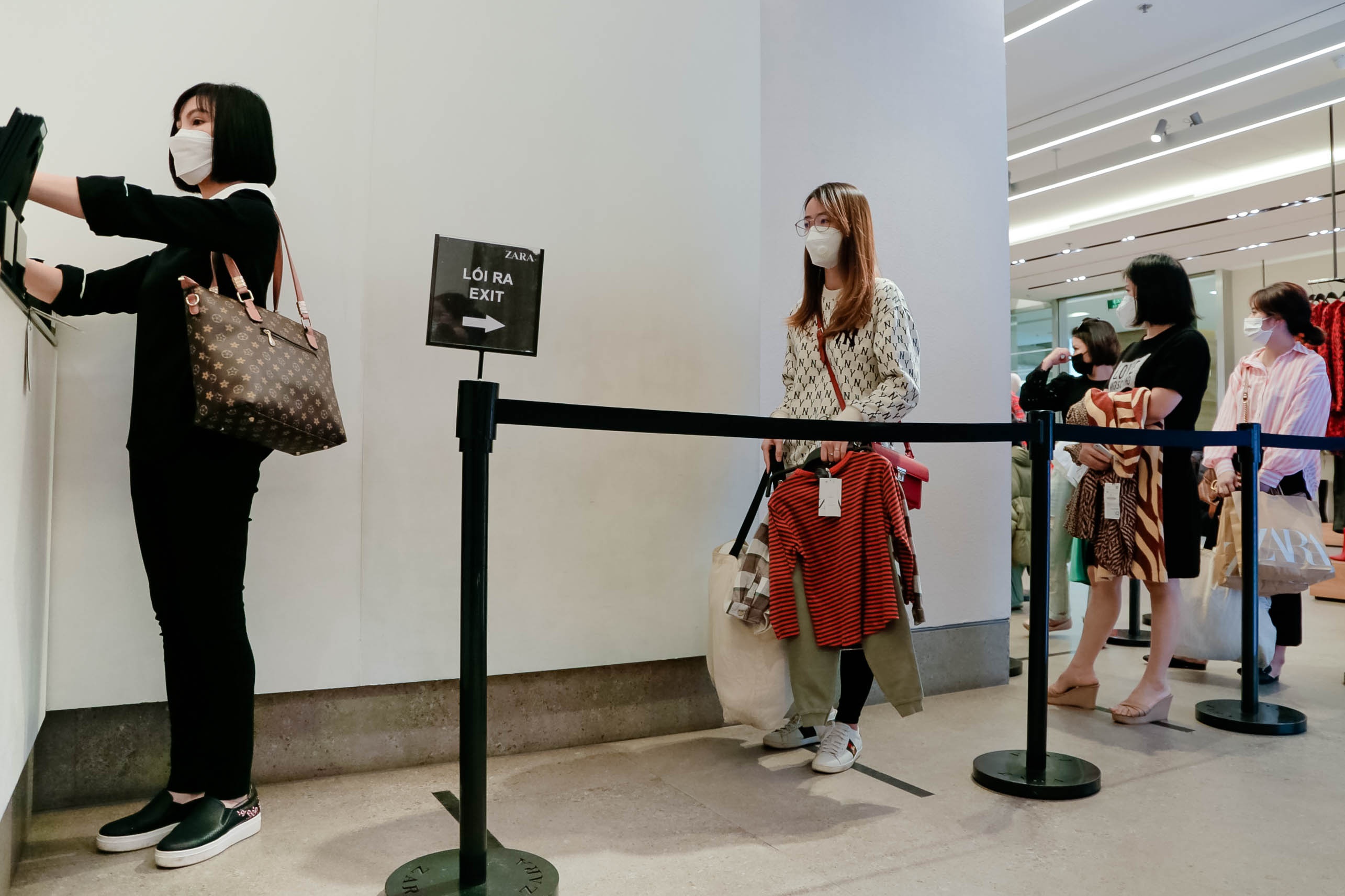 Black Friday ảnh 7 Black Friday anh 7