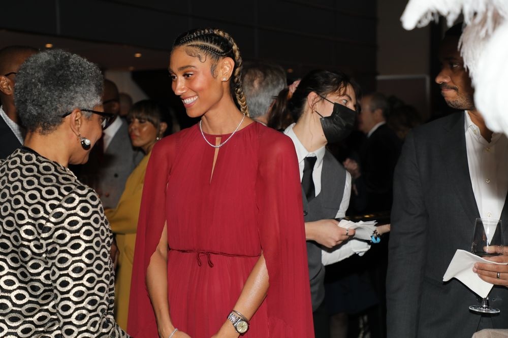 Bien chung Omicron khong the ngan nguoi My tiec tung anh 2