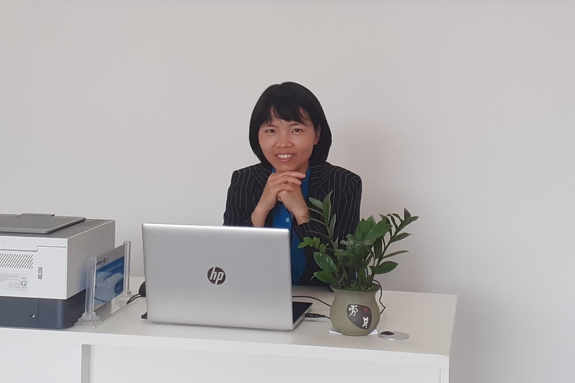 Tinh canh bap benh cua lao dong trung nien trong dich anh 2