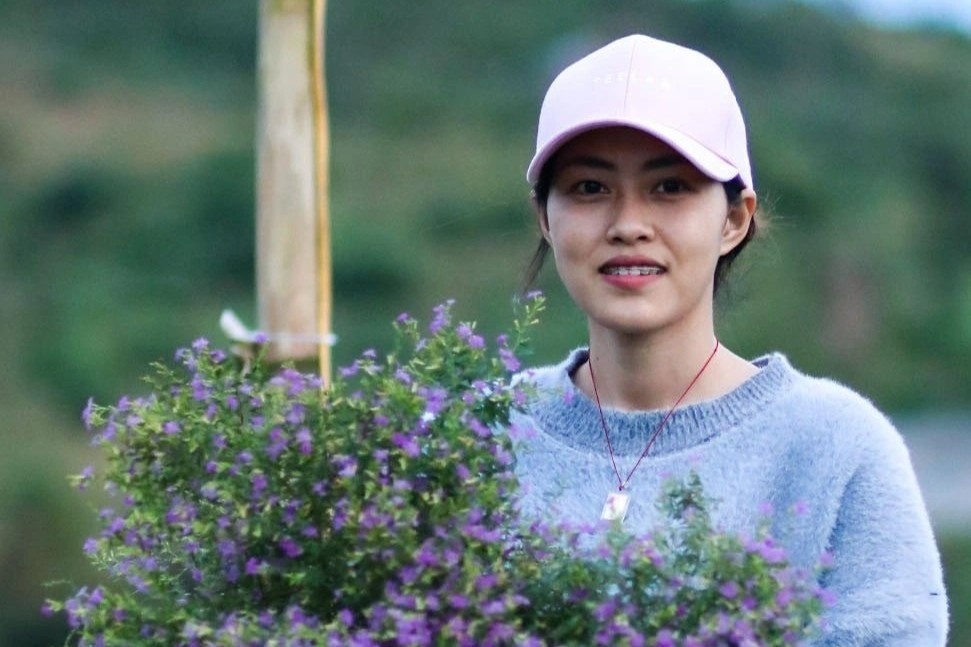 Nhung nguoi song o ca thanh pho va vung que hinh anh