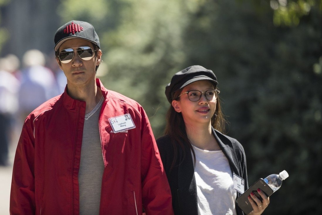 Vuong Luc Hoanh ly hon anh 1