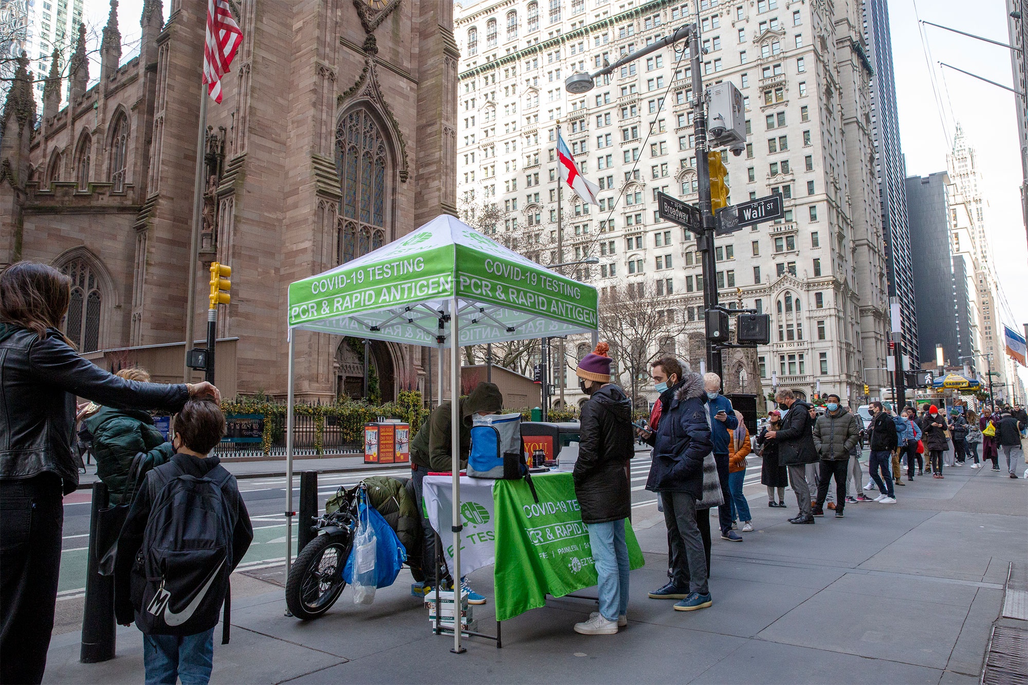 Omicron đánh cắp Giáng sinh ở New York ảnh 1 Omicron danh cap Giang sinh o New York anh 1