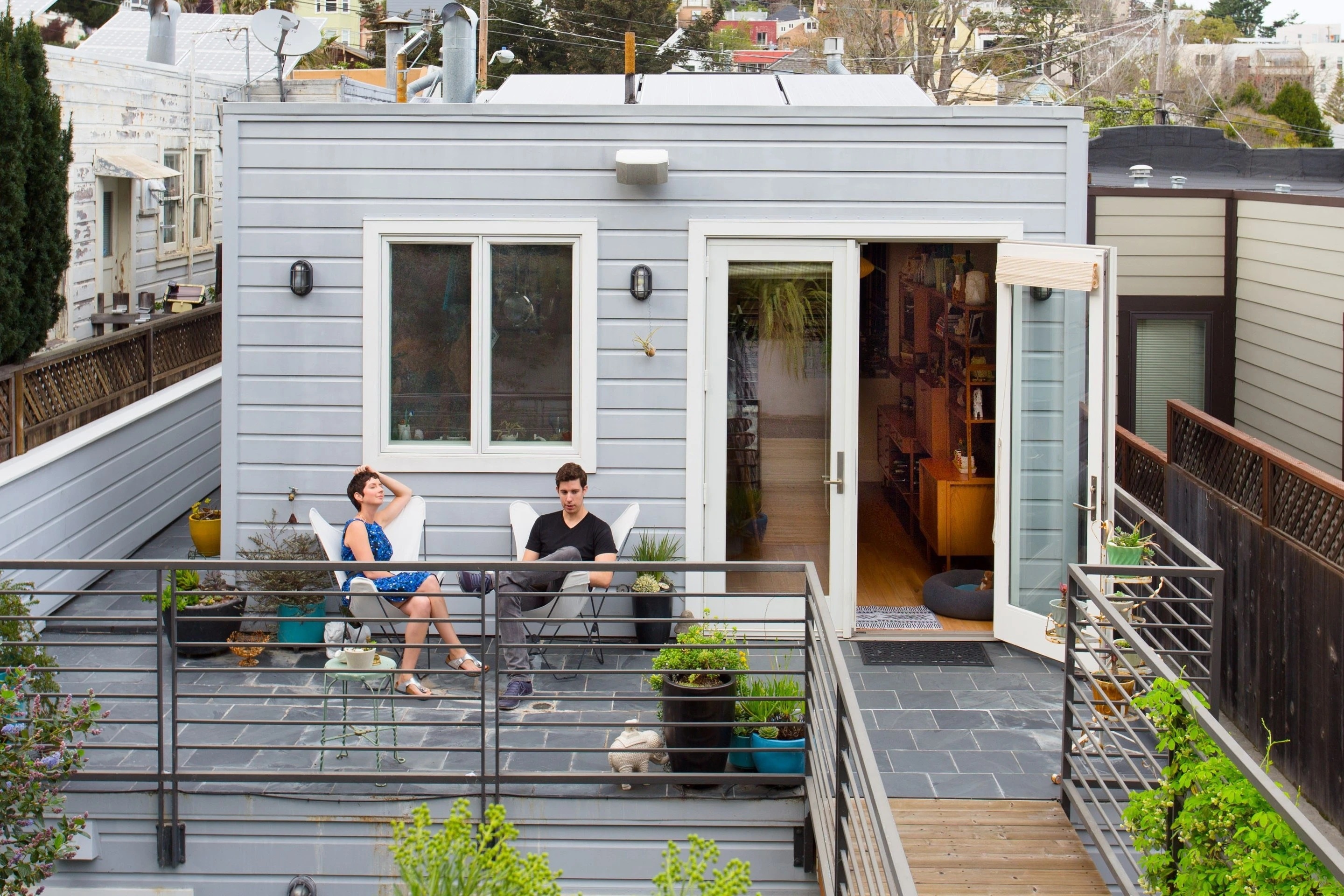 Nguoi tre My vat lon voi giac mo mua nha hinh anh