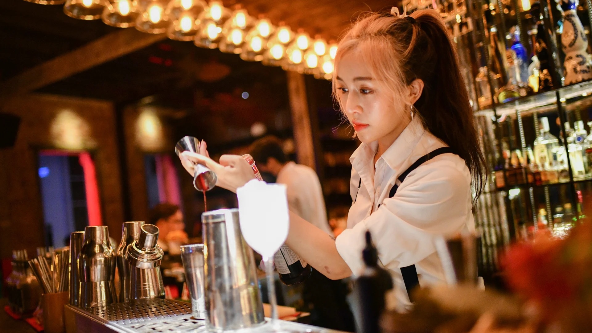 Khong dam ve que an Tet hinh anh