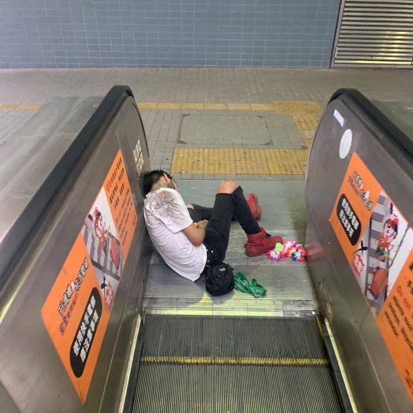 Tài khoản chuyên đăng ảnh người say xỉn ở Hong Kong ảnh 1 Tai khoan chuyen dang anh nguoi say xin o Hong Kong anh 1