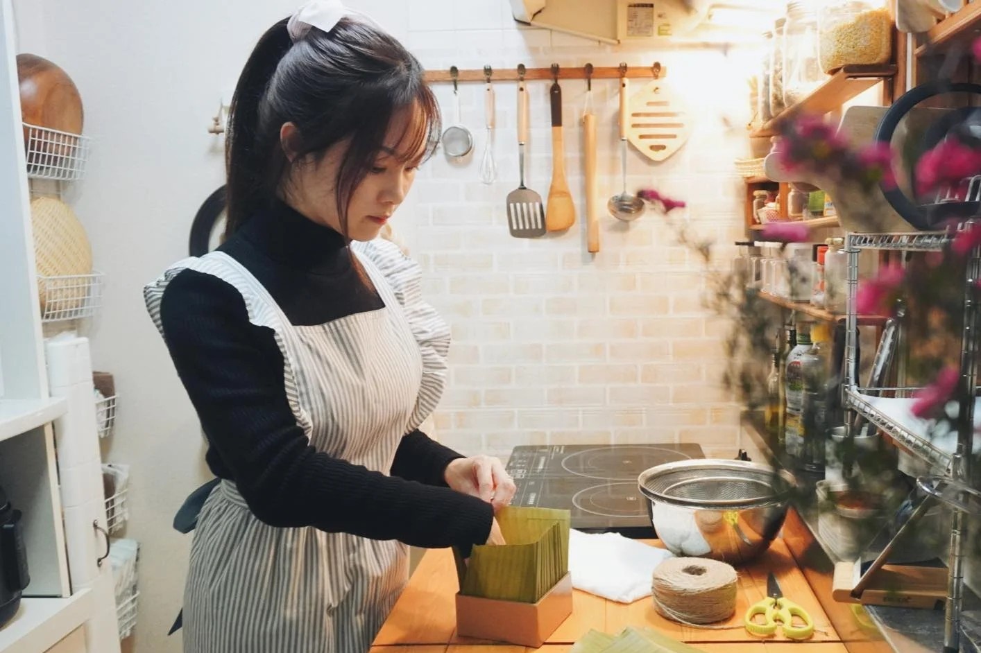 Hai nam an Tet xa nha cua co dau Viet tai Nhat hinh anh