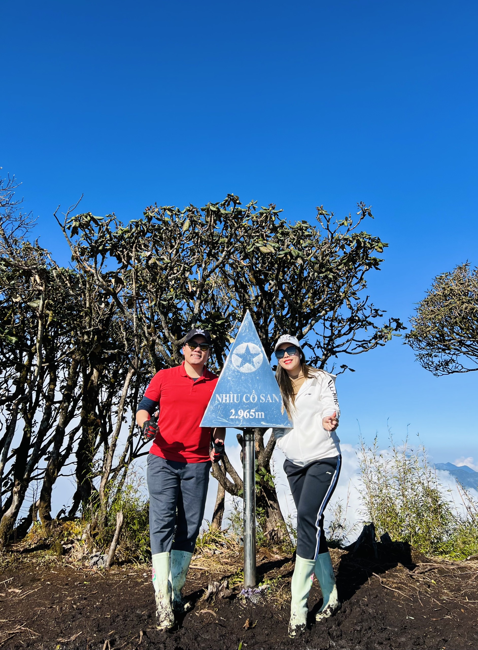 Trekking thay vi di nghi duong dau nam anh 13