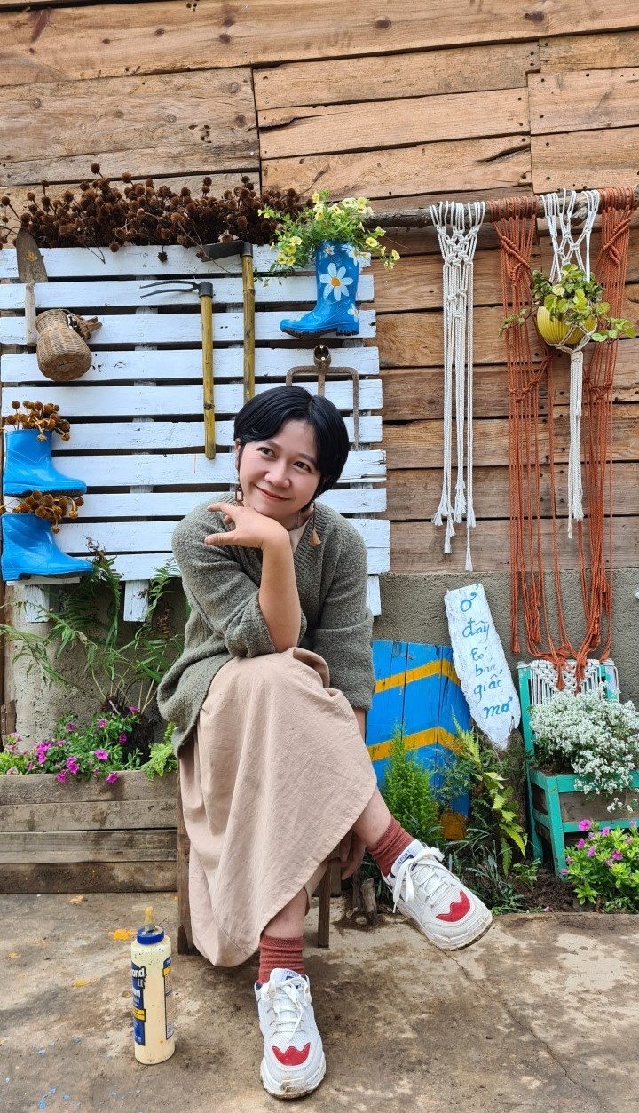 Rời quê lên Đà Lạt mở trang trại trồng dâu tây sạch ảnh 9 Roi que len Da Lat mo trang trai trong dau tay sach anh 9