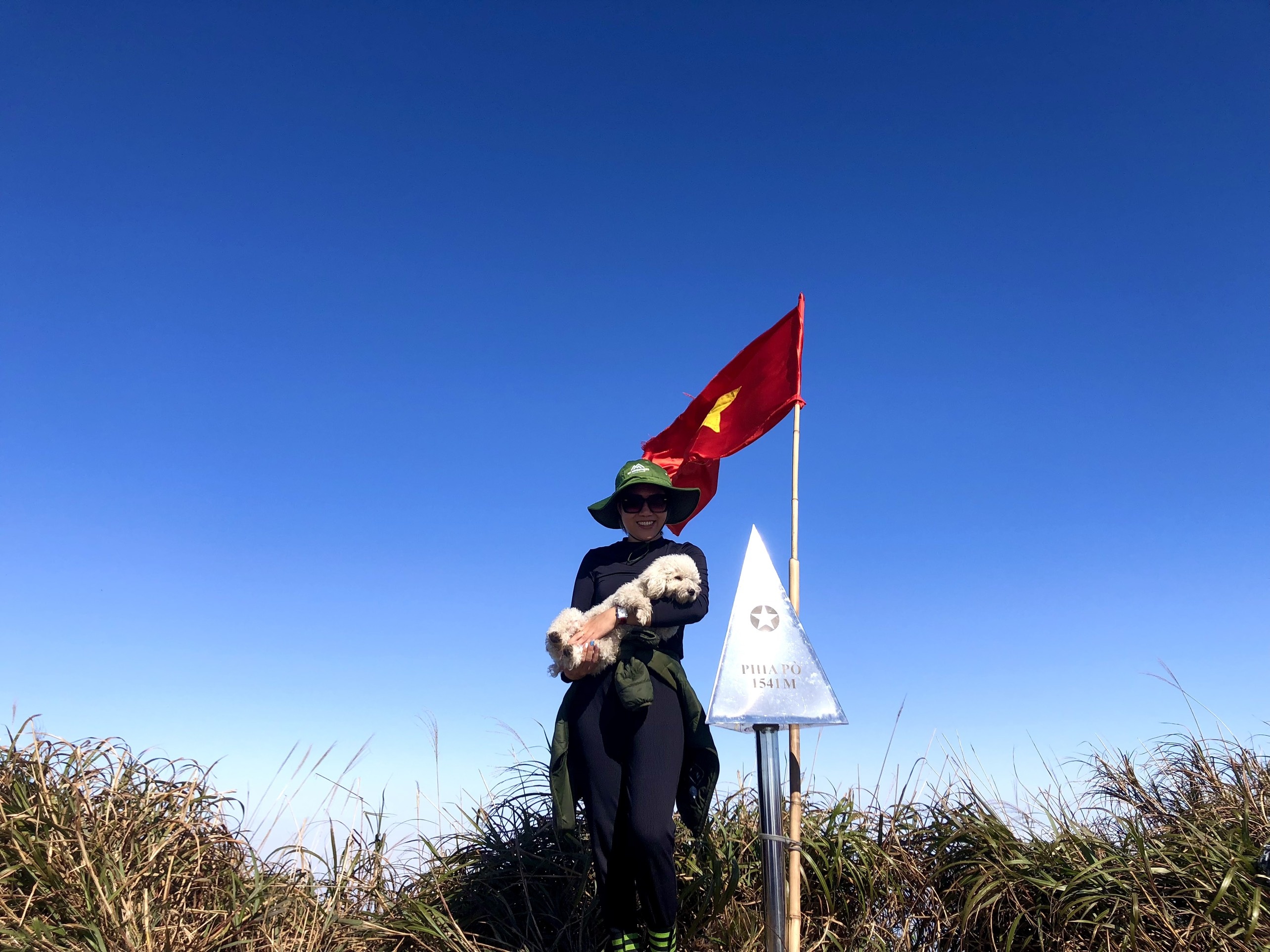 Dan trekking duoi suc hau Covid-19 anh 3