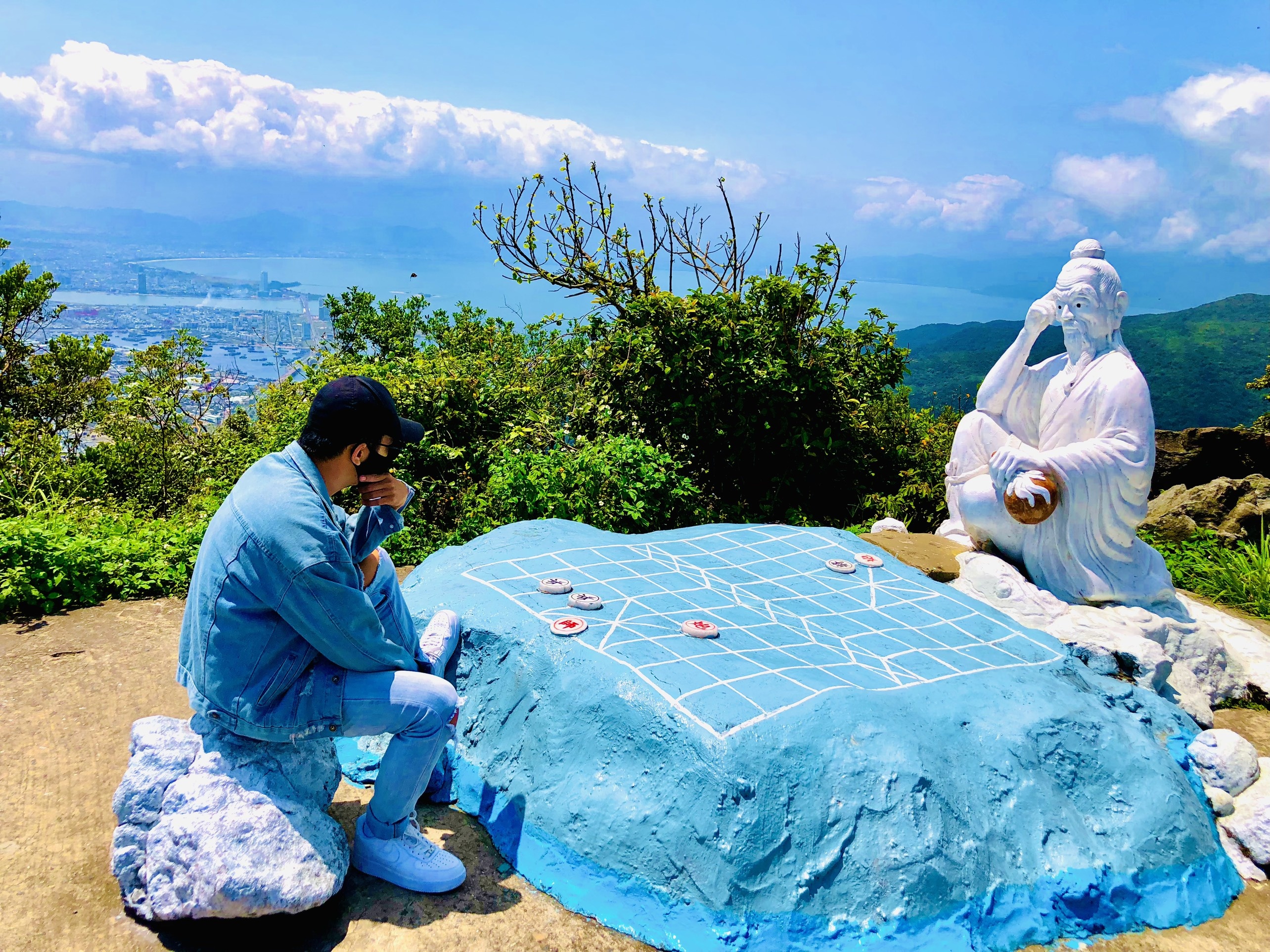 Chàng trai một mình đi phượt xuyên Việt ảnh 10 Chang trai mot minh di phuot xuyen Viet anh 10