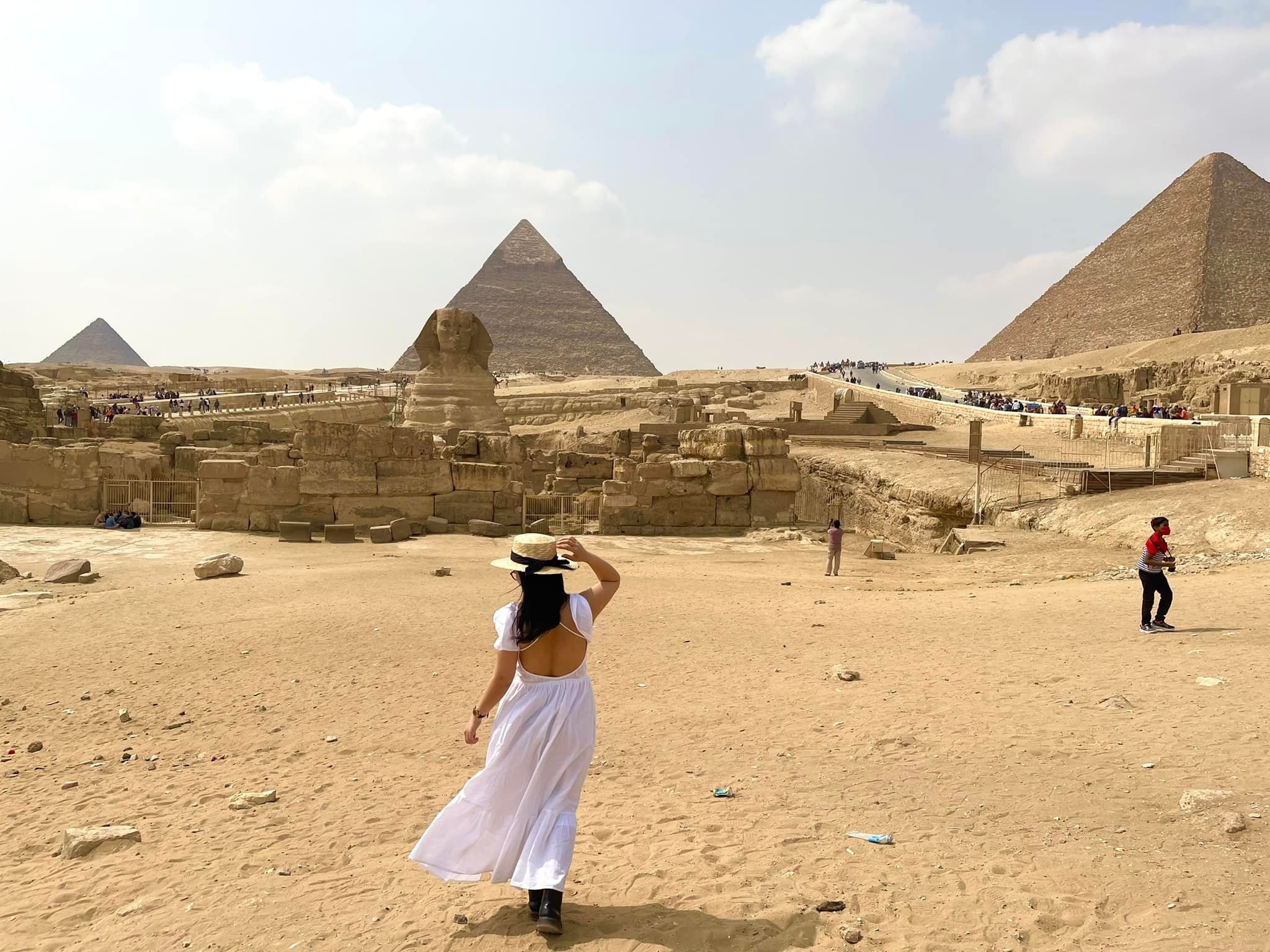 Cô gái Việt ở Dubai một mình du lịch Ai Cập ảnh 3 Co gai Viet o Dubai mot minh du lich Ai Cap anh 3