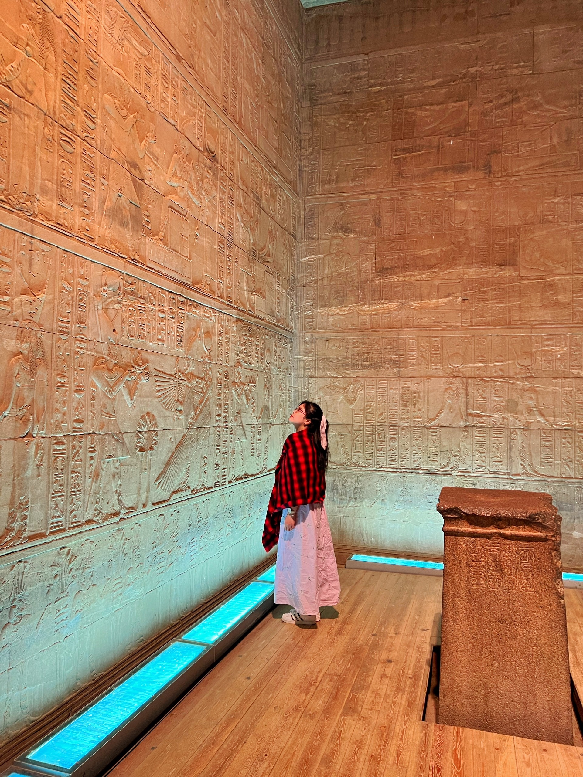 Cô gái Việt ở Dubai một mình du lịch Ai Cập ảnh 13 Co gai Viet o Dubai mot minh du lich Ai Cap anh 13