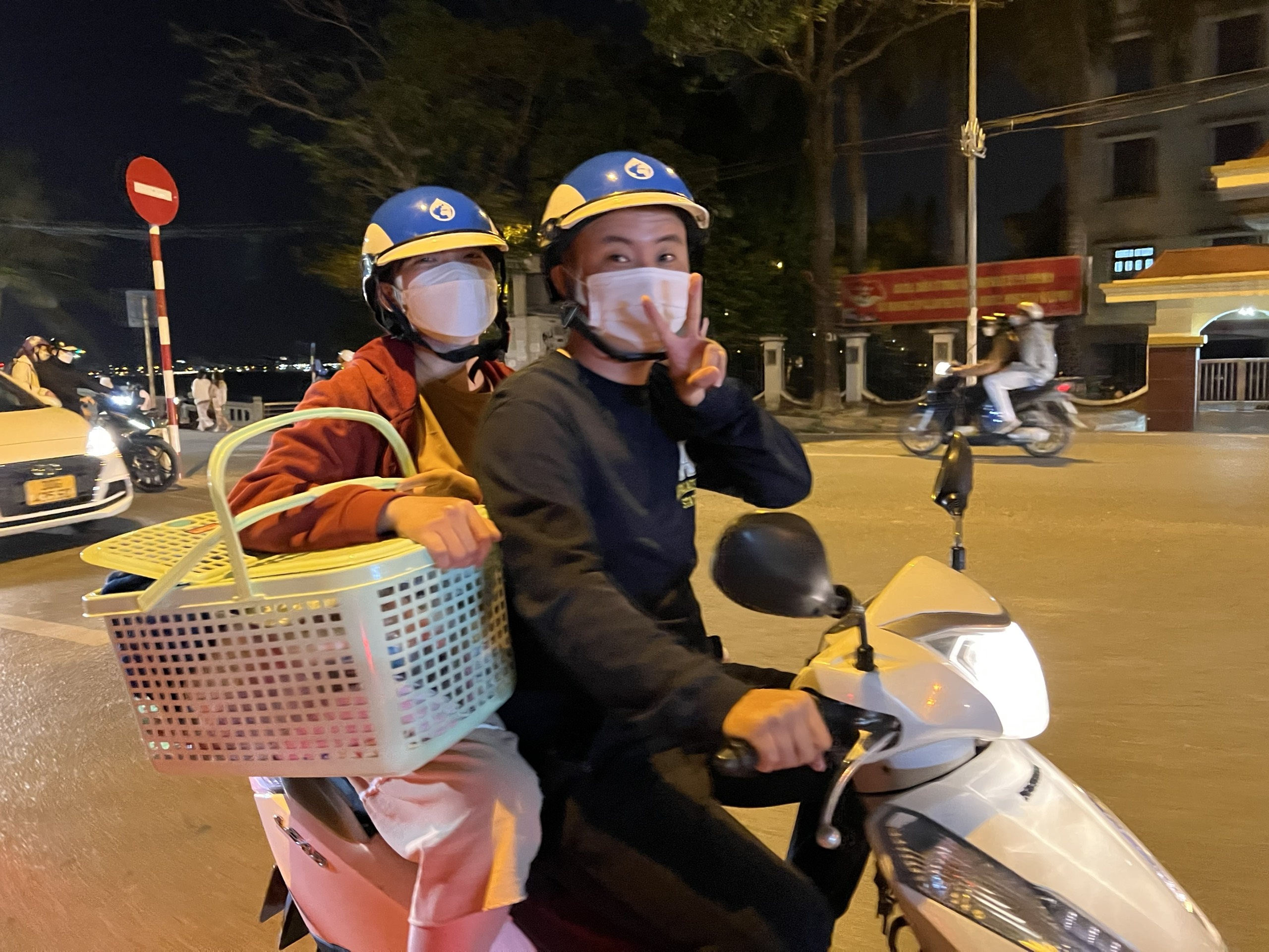 Hanh phuc cua chang trai chuyen gioi anh 5