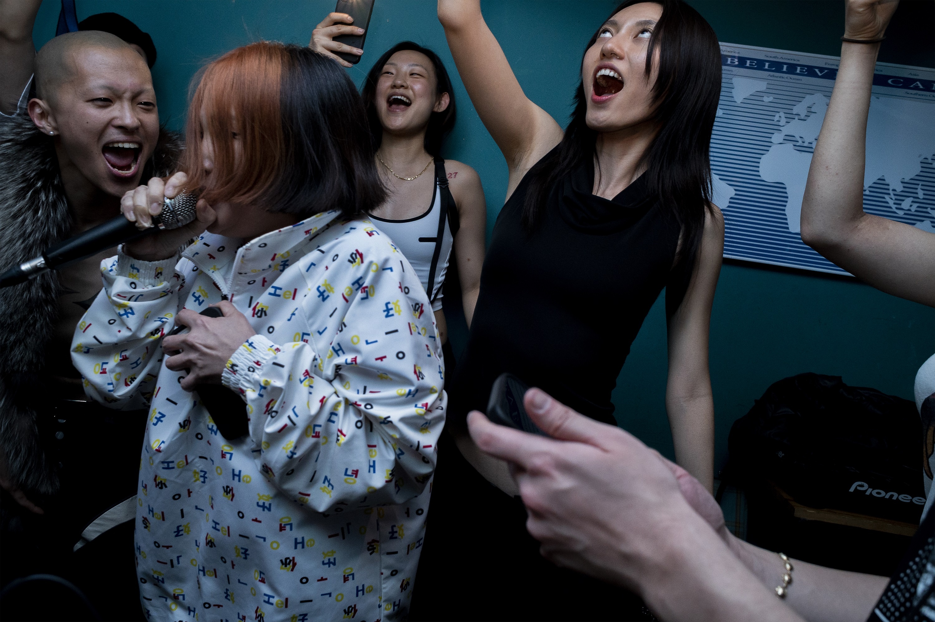 Nguoi Han lai duoc tiec tung thau dem sau 2 nam anh 5