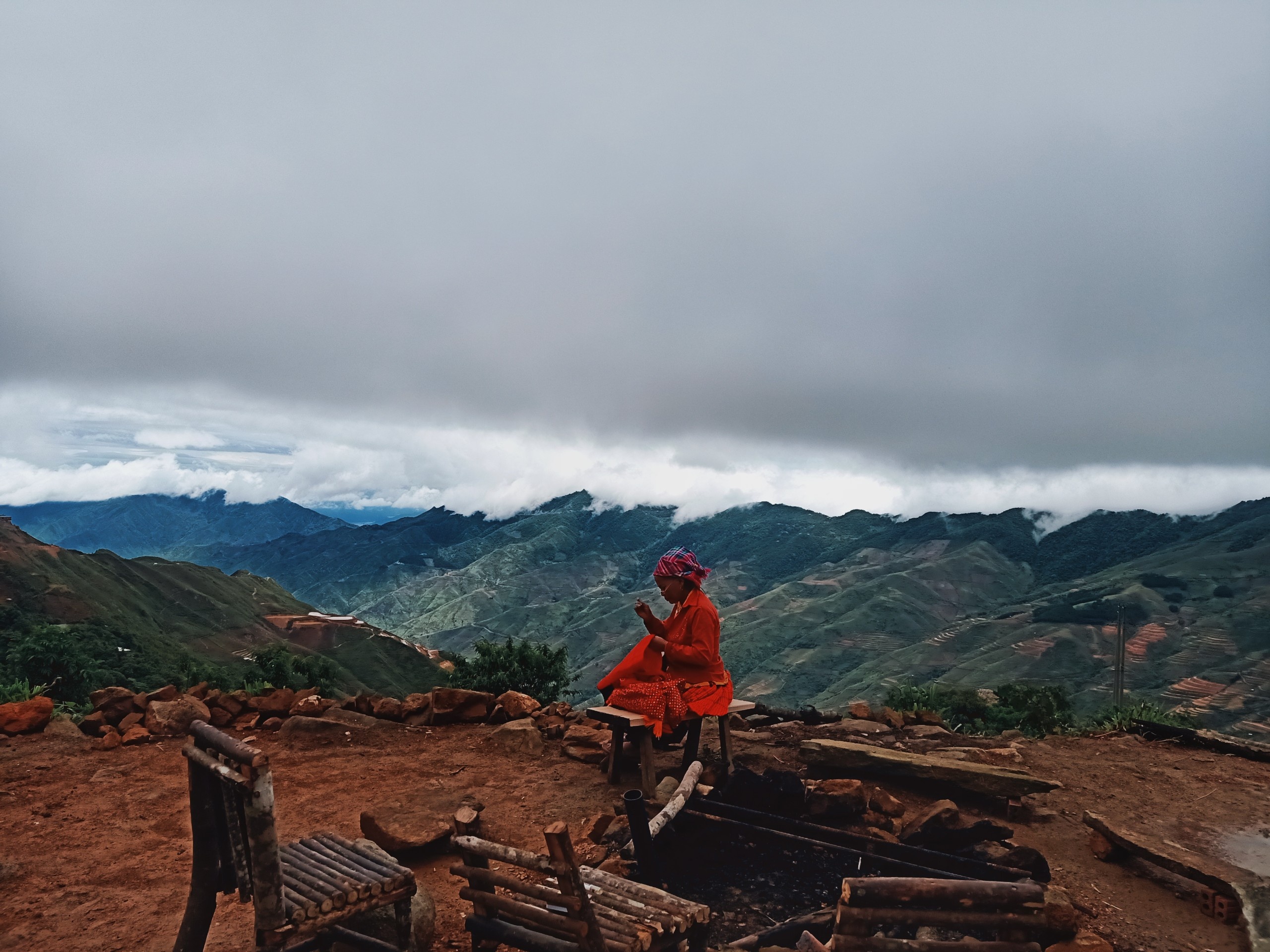 Bo viec van phong o TP.HCM ve rung lam nong dan anh 13