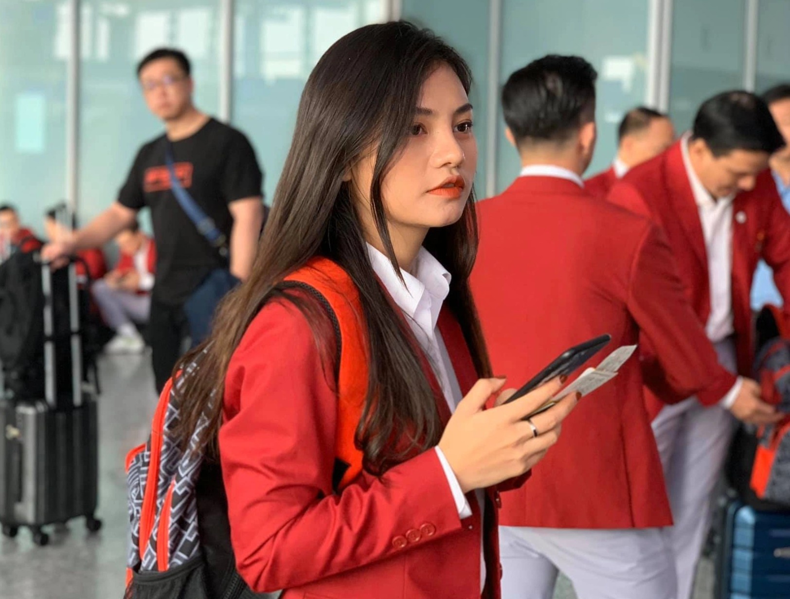 Nu nhan vien y te 2 lan tham du SEA Games hinh anh