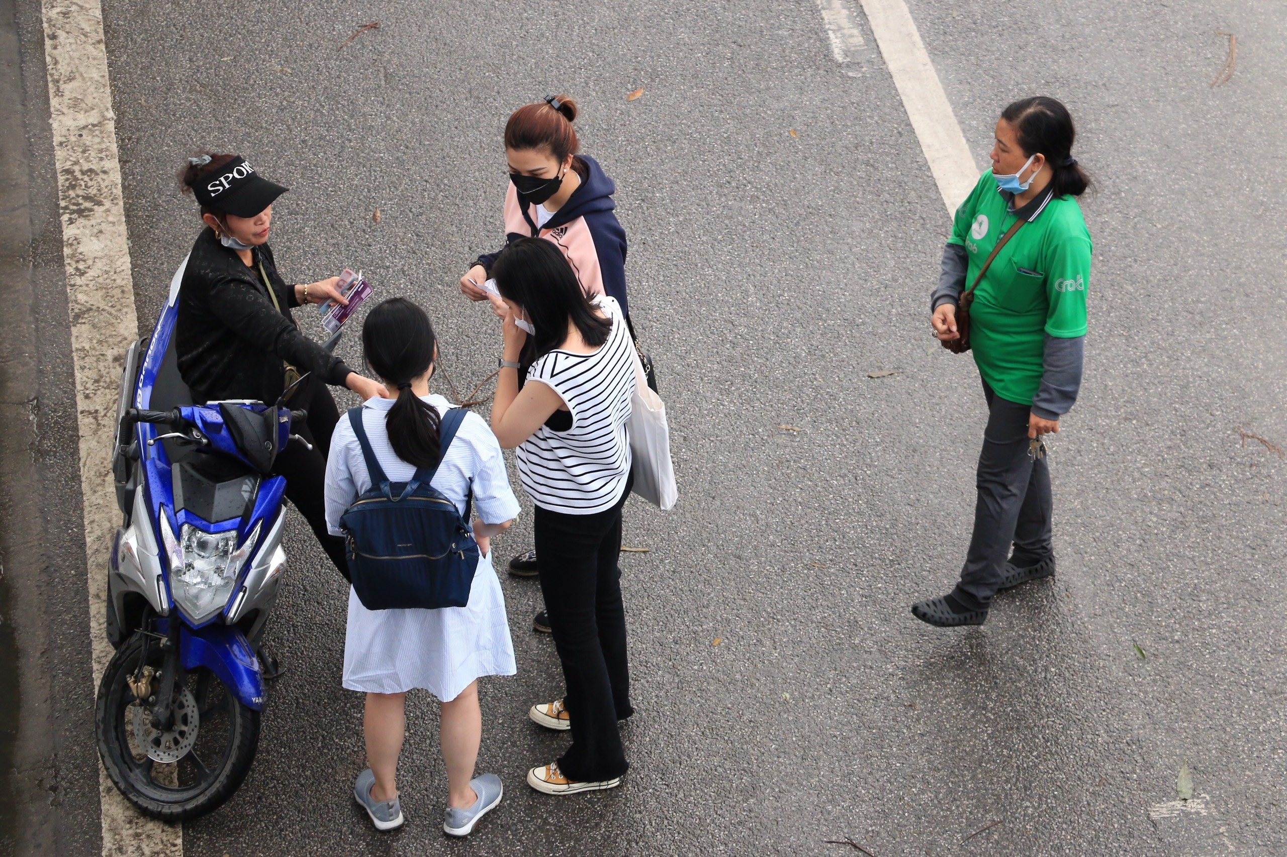 Rao bán vé mời dự lễ khai mạc SEA Games 31 ảnh 1 Rao ban ve moi du le khai mac SEA Games 31 anh 1