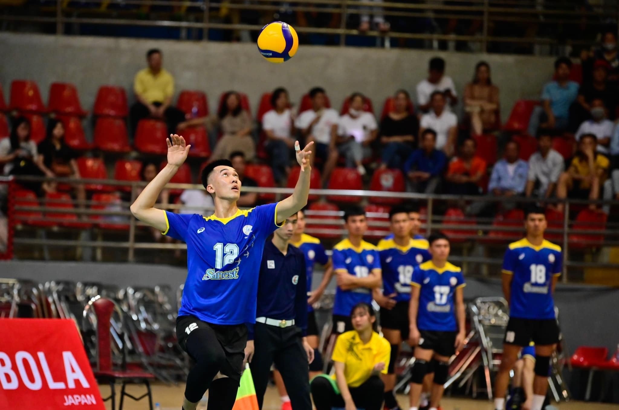 Các VĐV cao trên 1, 9 m của bóng chuyền Việt Nam tại SEA Games 31 ảnh 7 Cac VDV cao tren 1, 9 m cua bong chuyen Viet Nam tai SEA Games 31 anh 7