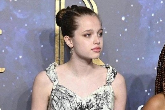 Suc hut cua con gai Angelina Jolie hinh anh