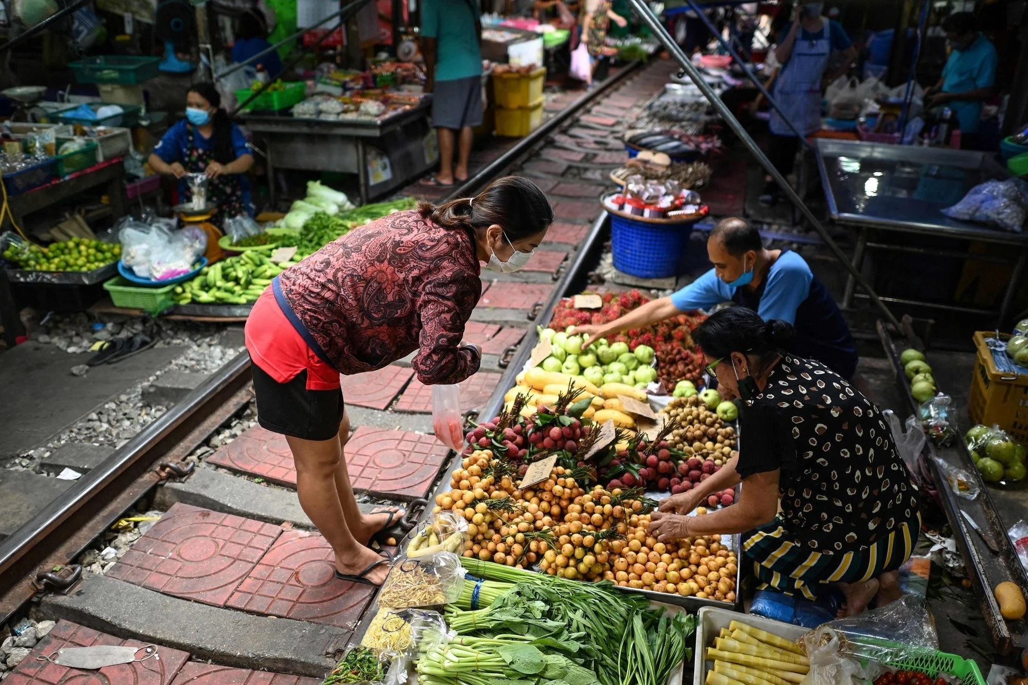 Cho duong tau Thai Lan anh 2