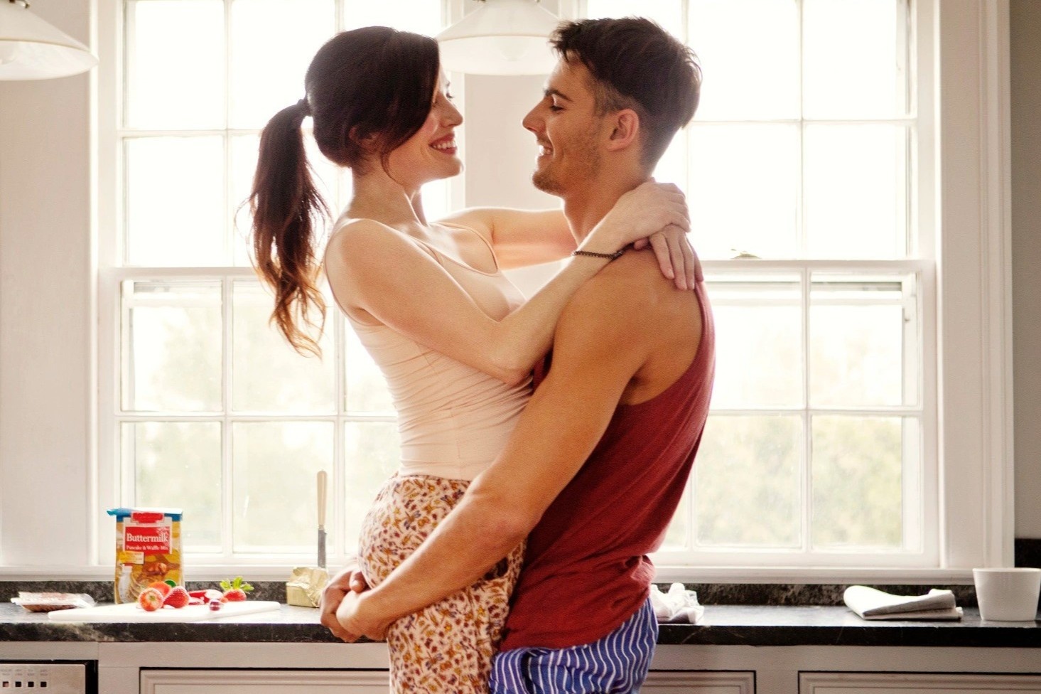 Vo vui ve, gia dinh se hanh phuc hinh anh