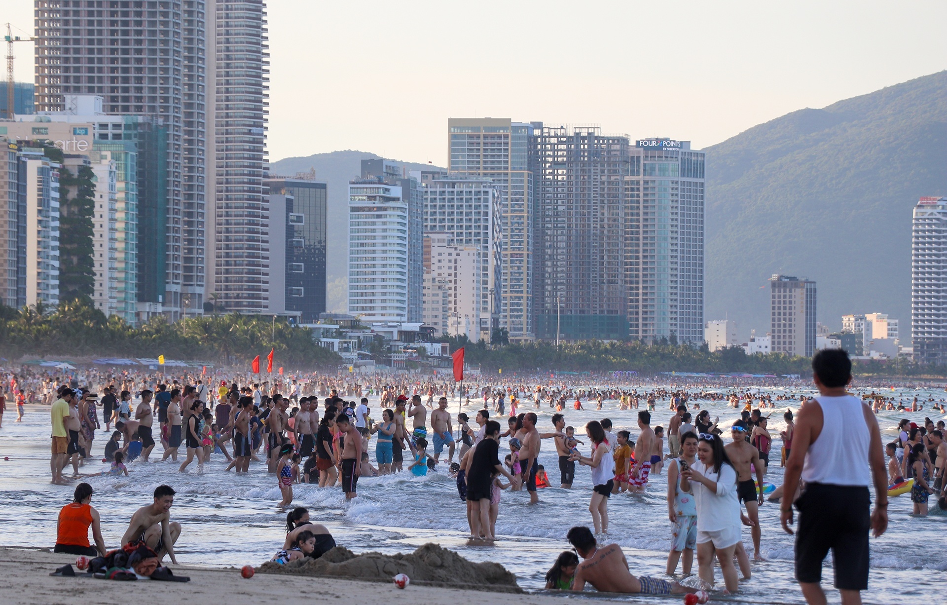 Du lich theo review anh 4