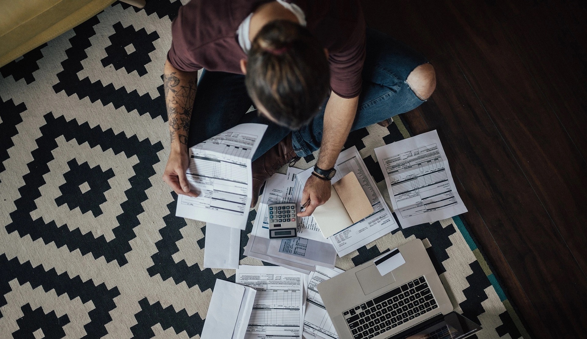 gioi tre my khong thich tiet kiem anh 1