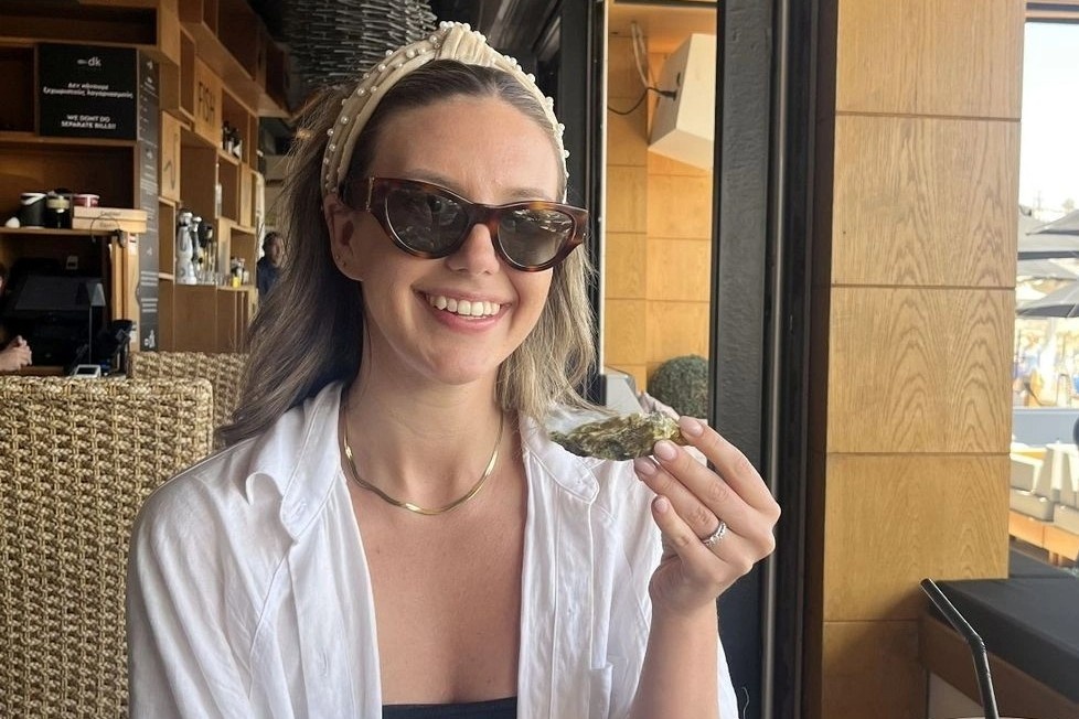 Bi chat chem 571 USD cho bua an nhe khi di trang mat hinh anh