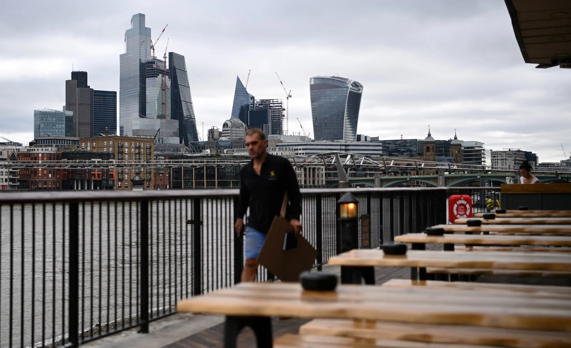 Cuoc song ve dem anh 2