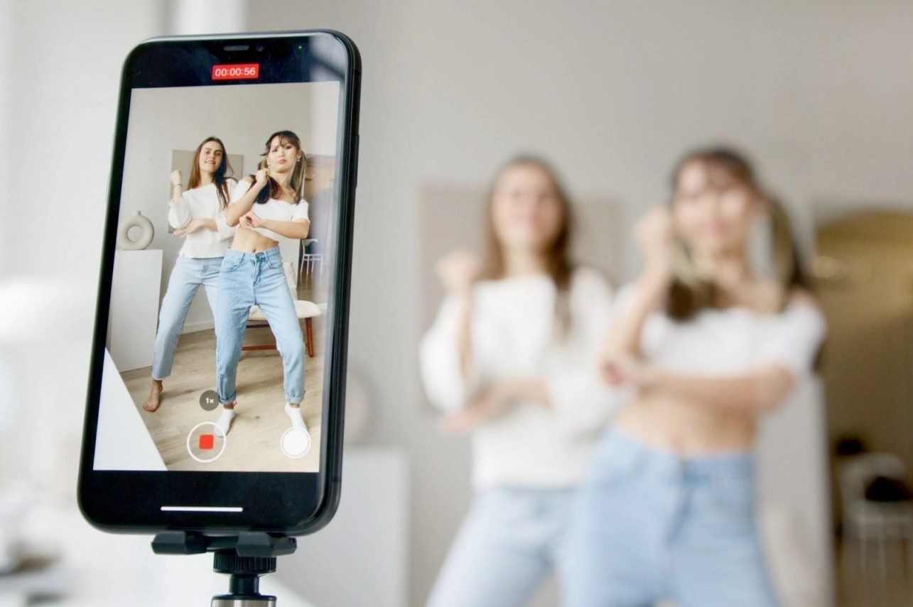 Mua trung hang gia o TikTok Shop cung khong biet keu ai hinh anh