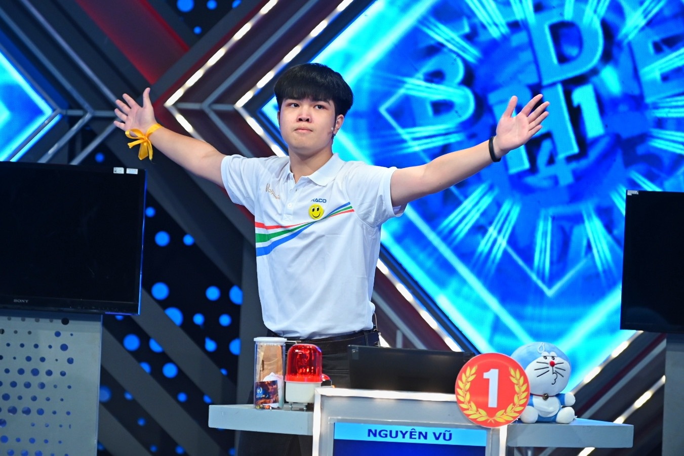 Nha vo dich Olympia anh 2