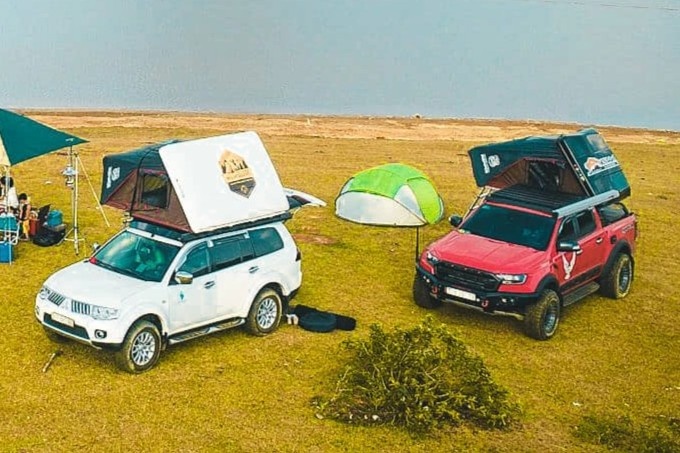 Dan camping dau tu tram trieu dong choi leu noc hinh anh