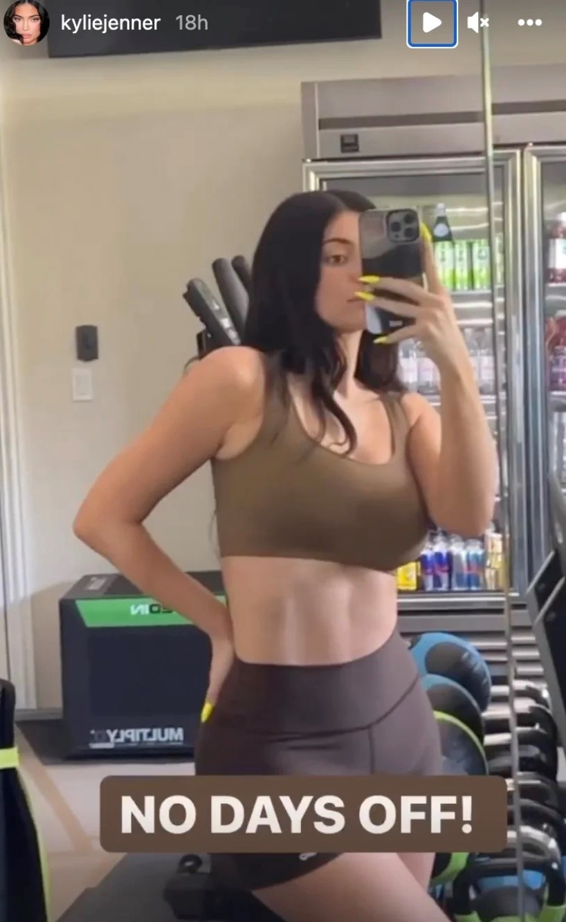 Phu nu sau sinh anh 1