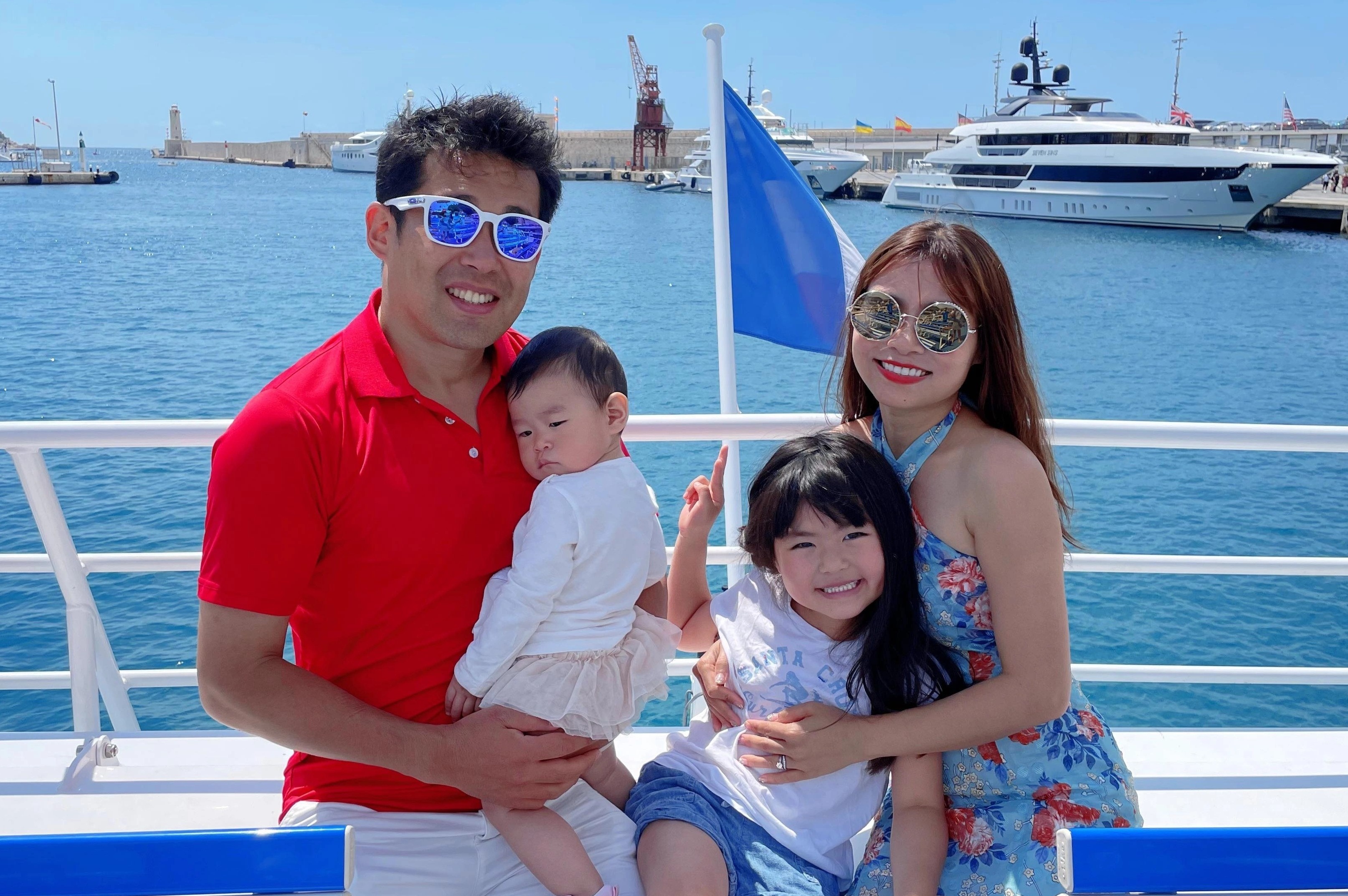 Chi hon nua ty dong cho chuyen du lich chau Au hinh anh