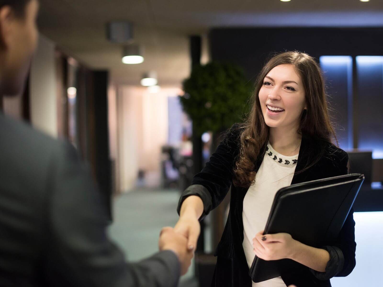 Lam viec 4 ngay anh 2