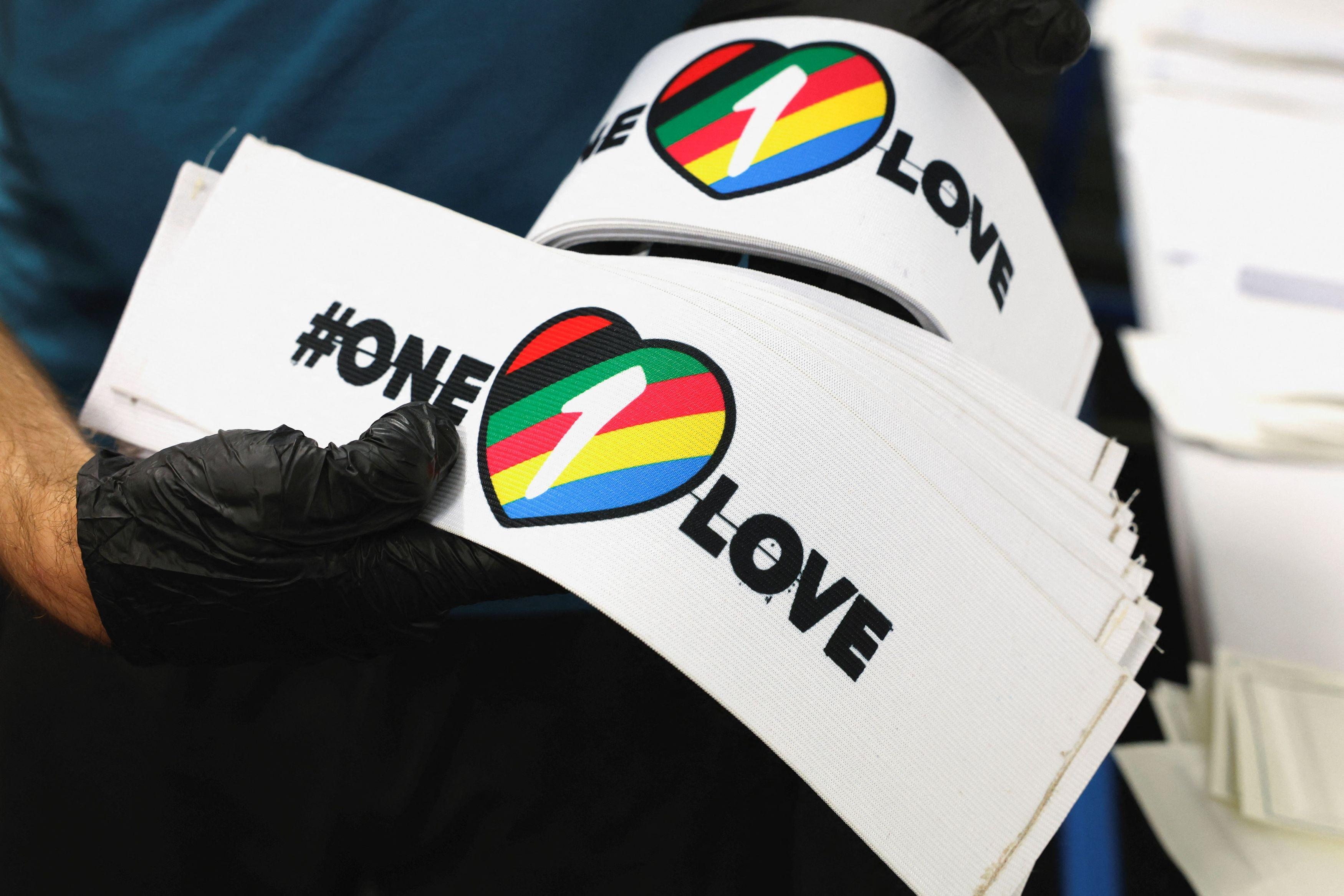 Băng tay OneLove ảnh 1 Bang tay OneLove anh 1